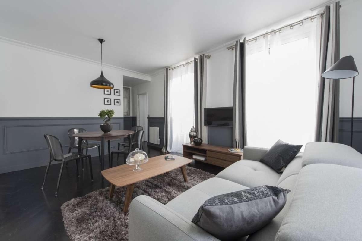 Apartment Black Pearl