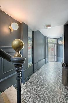 Avama Prony Hotel Paris
