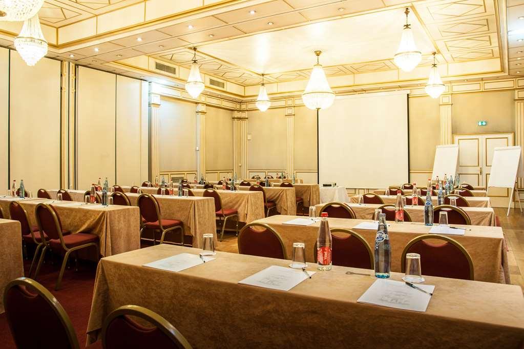 Hotel Saint James Albany Spa 4*