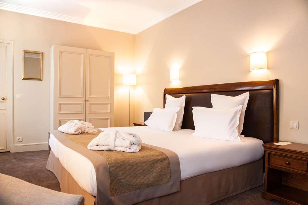 Saint James Albany Spa