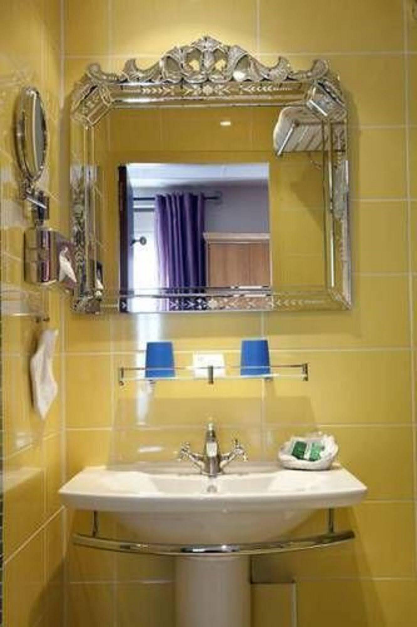 Hotel Aurore Gare De Lyon 3*