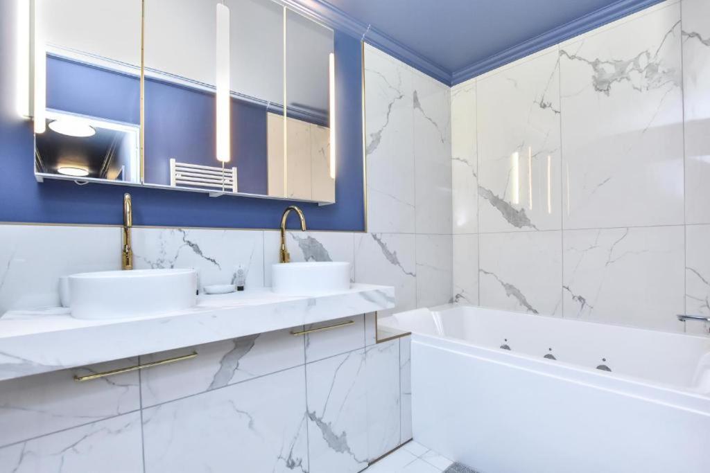 Appartement Luxury La Vie En Rose Place D'italie Croulebarbe Parking Et Terrasse