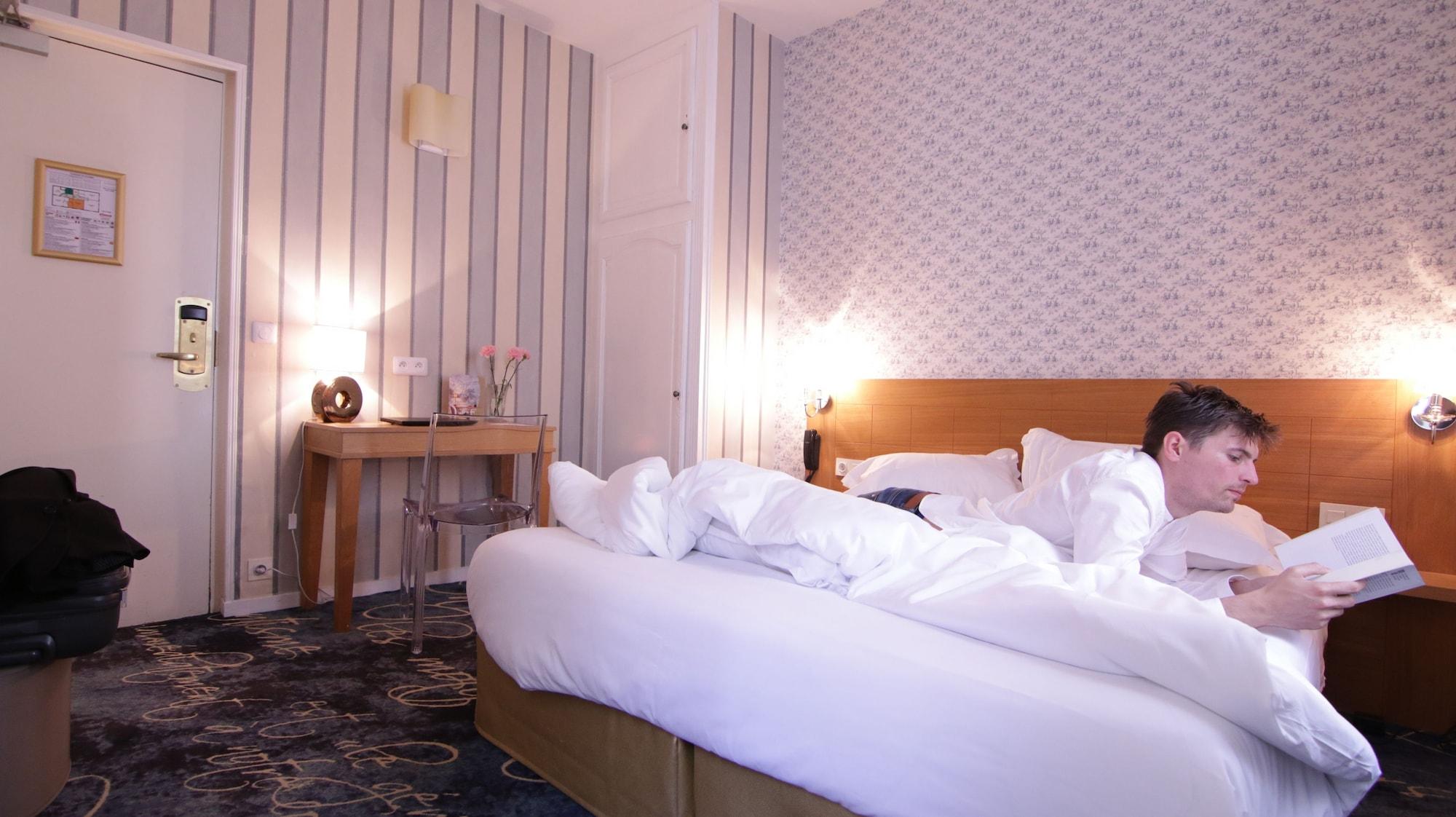 Romance Malesherbes By Patrick Hayat 3* Paris