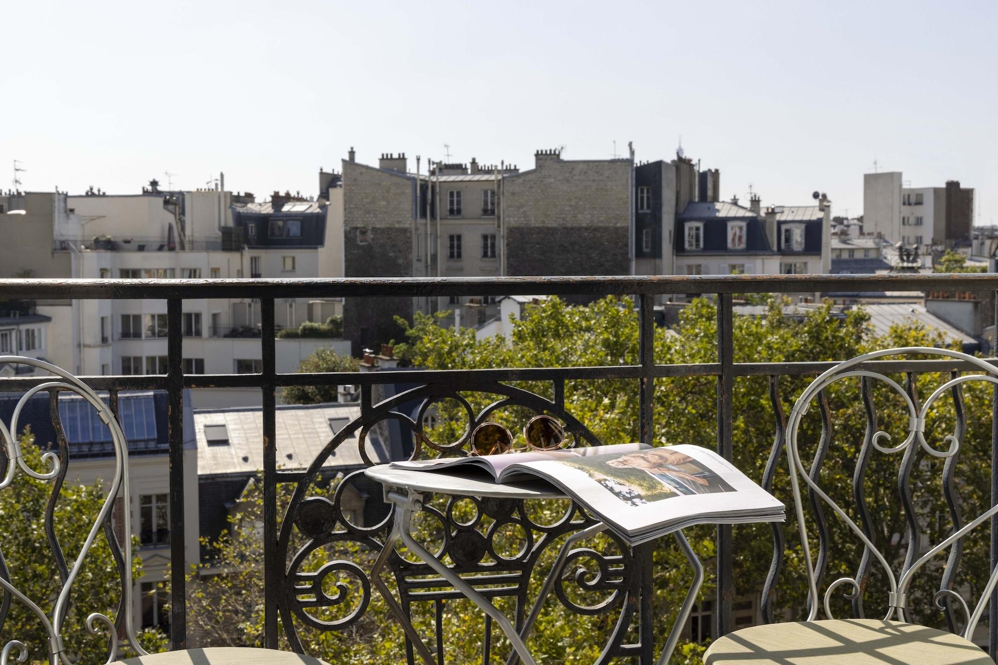 De Banville Hotel Paris