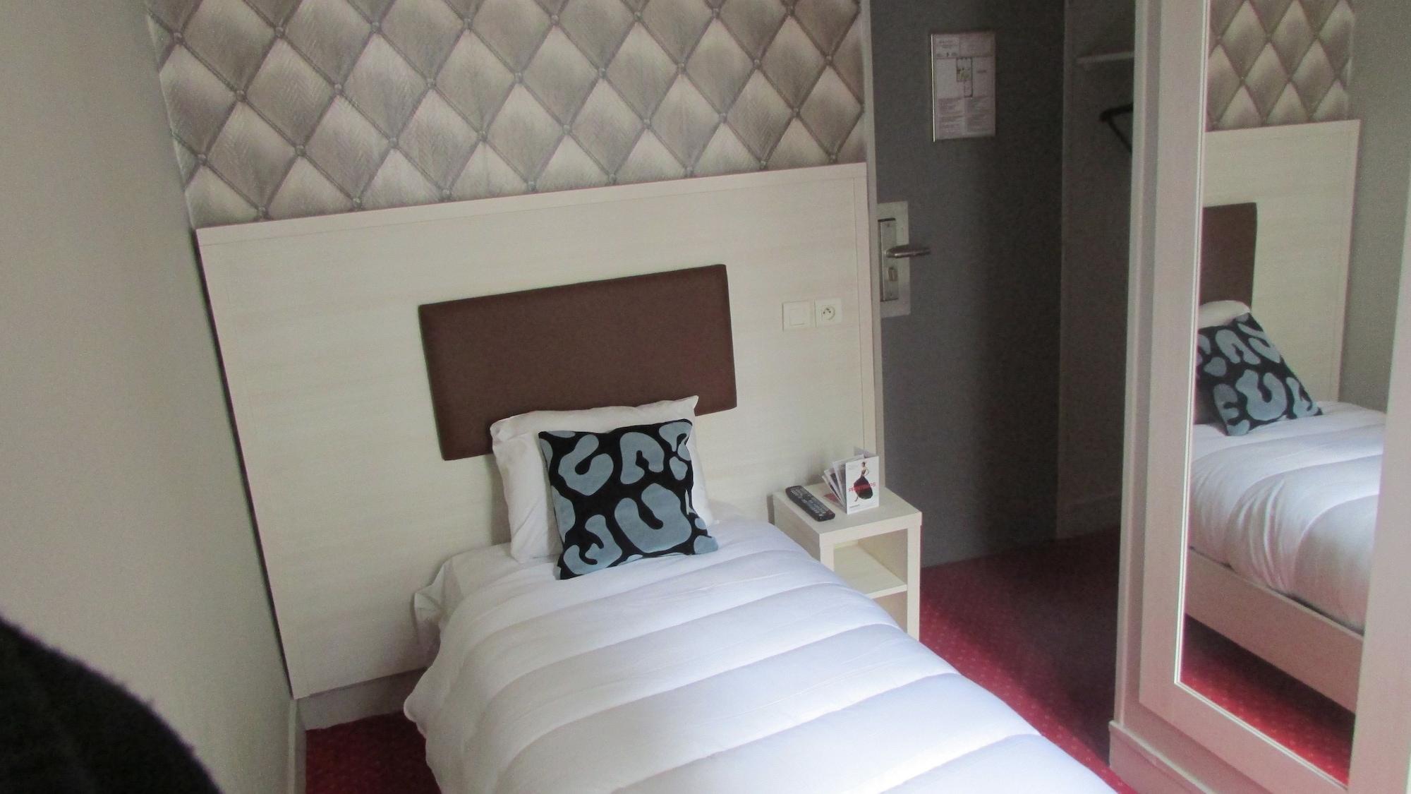 Hotel Pavillon Opera Lafayette Paris