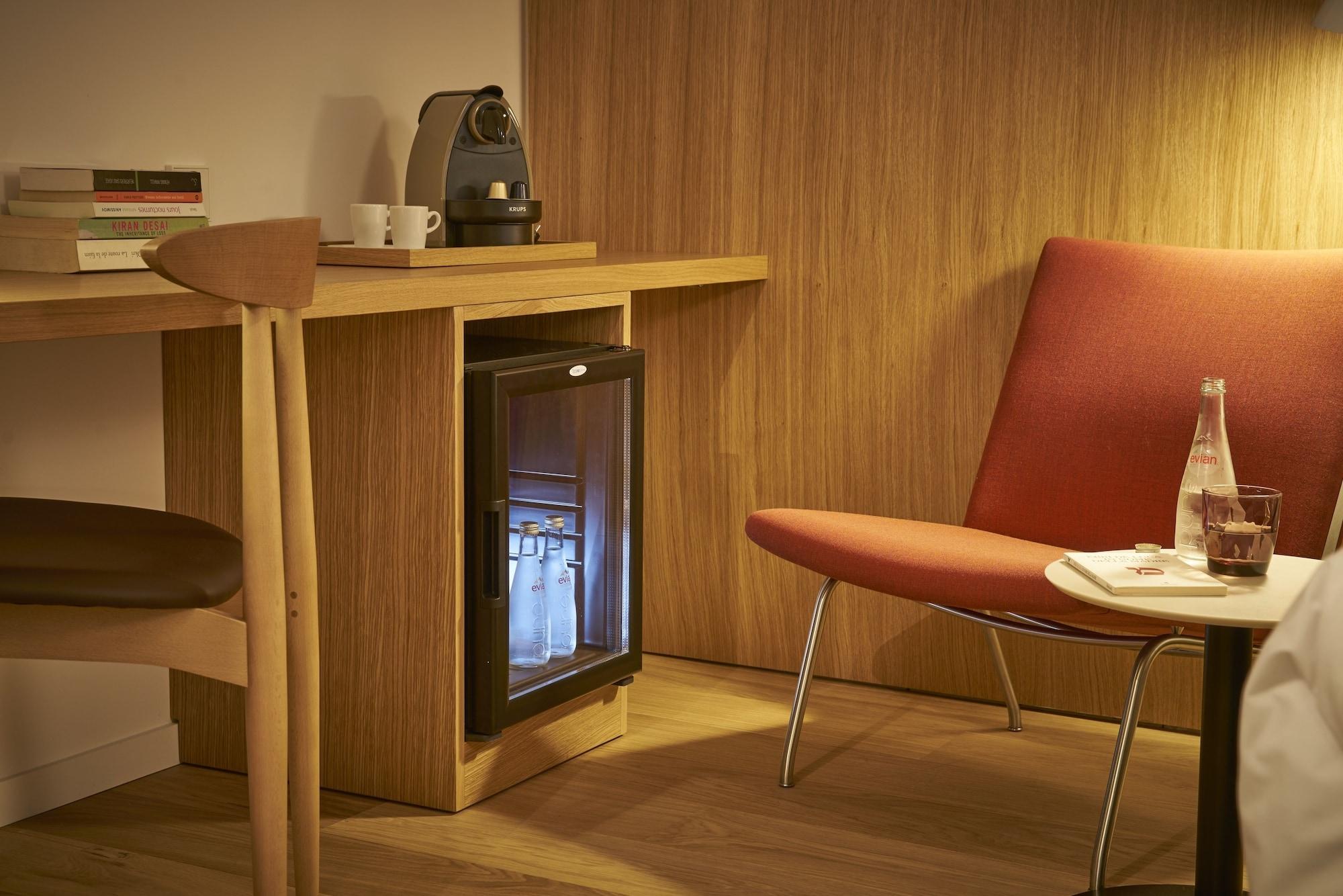 9hotel Republique Hotel Paris