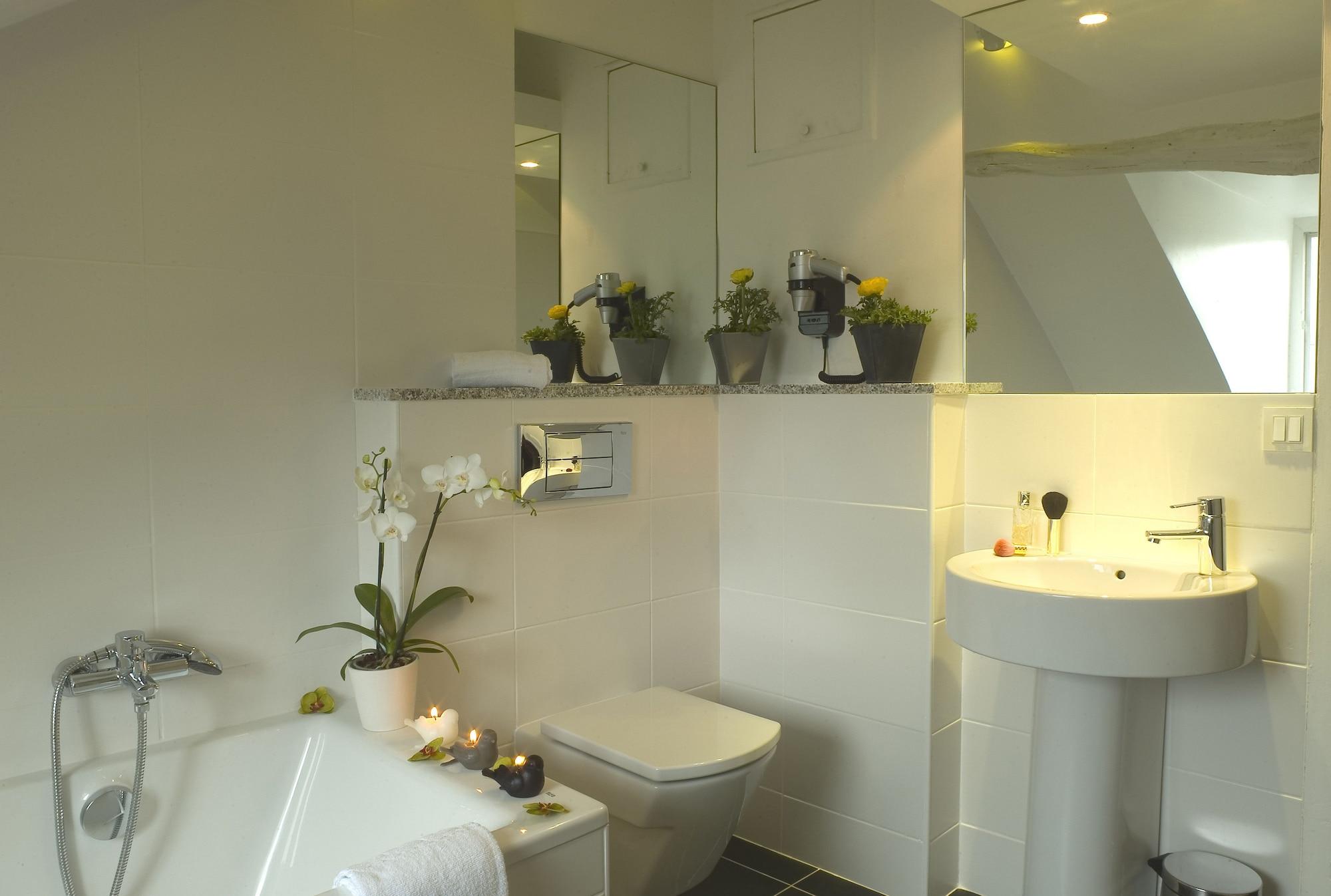 Claret Bercy Hotel 3*
