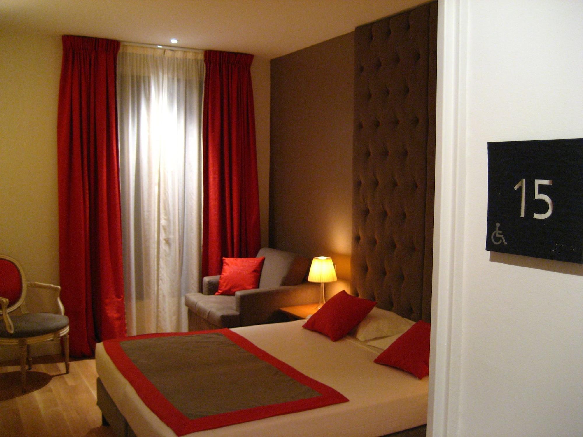 Windsor Opera Hotel 4*