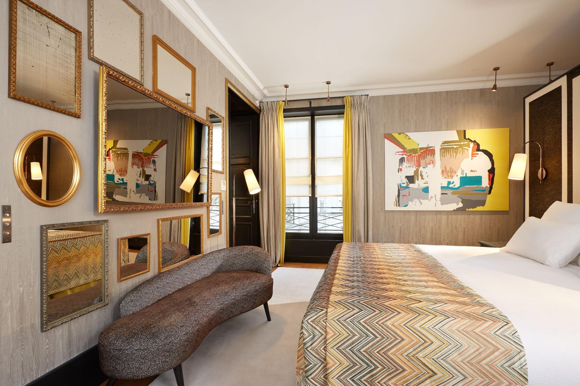Le Pavillon De La Reine Hotel 5*