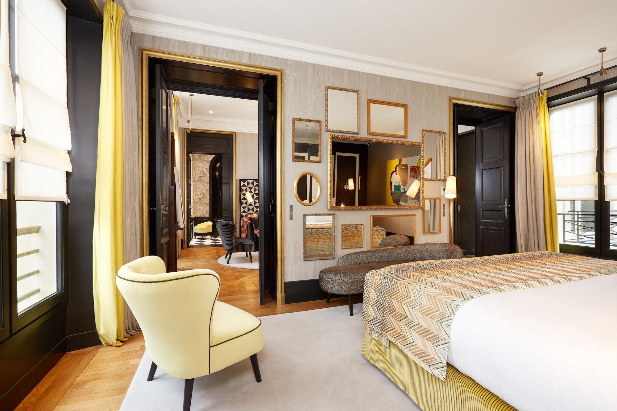 Le Pavillon De La Reine 5*