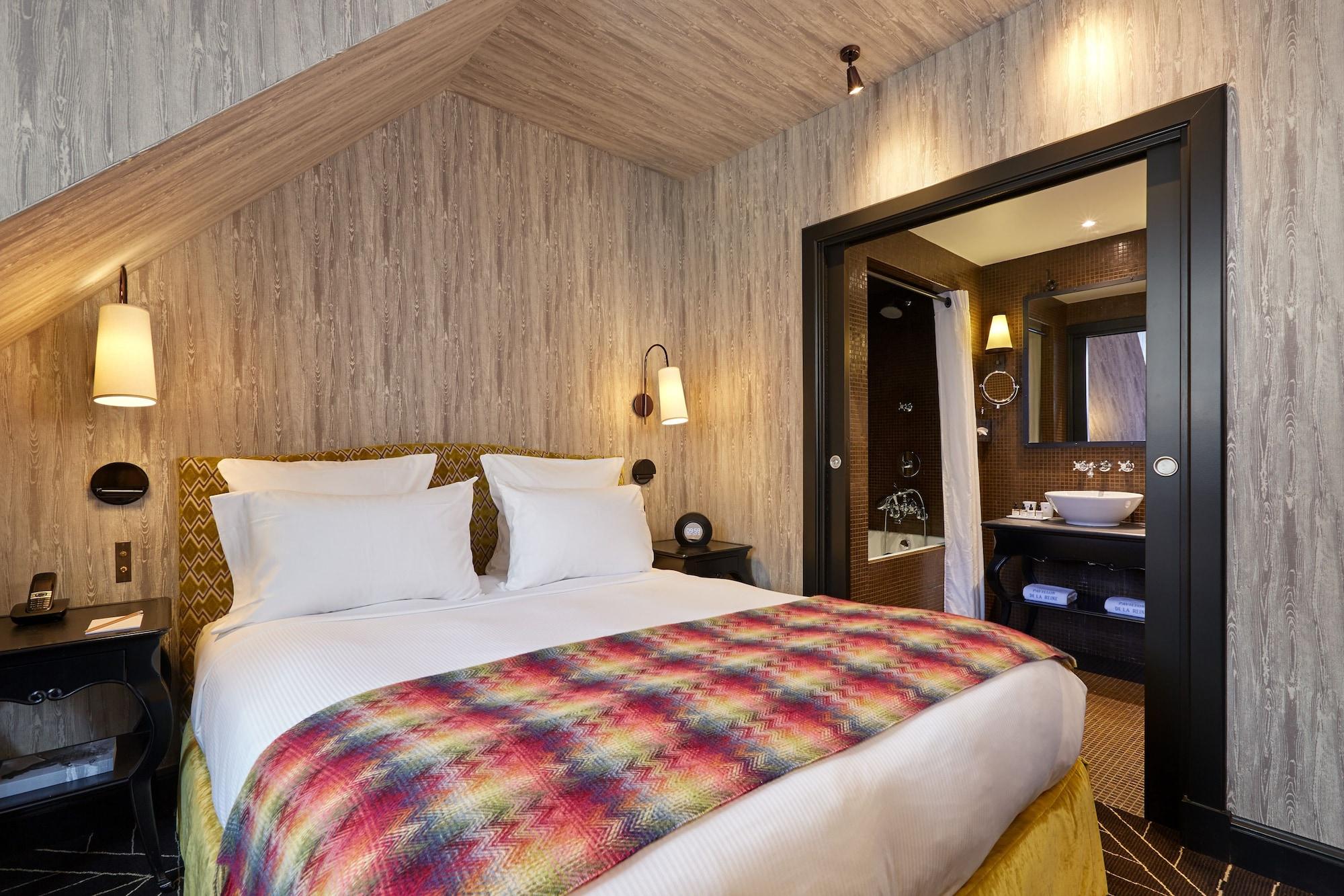 Le Pavillon De La Reine 5*