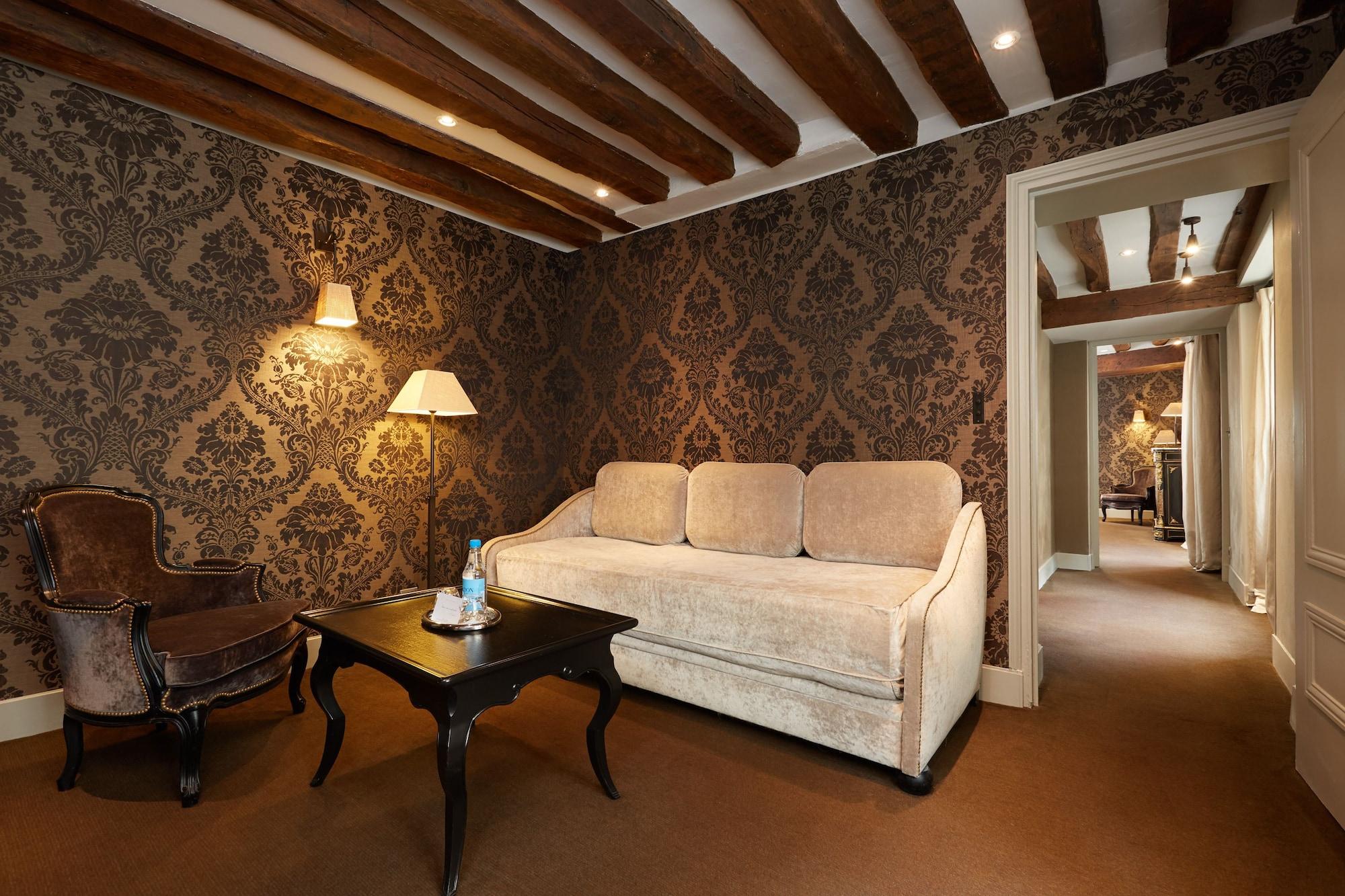 Le Pavillon De La Reine 5* Paris