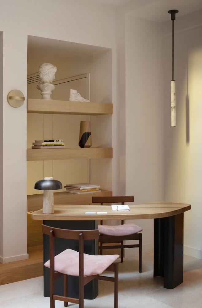 Hotel Nuage 4*