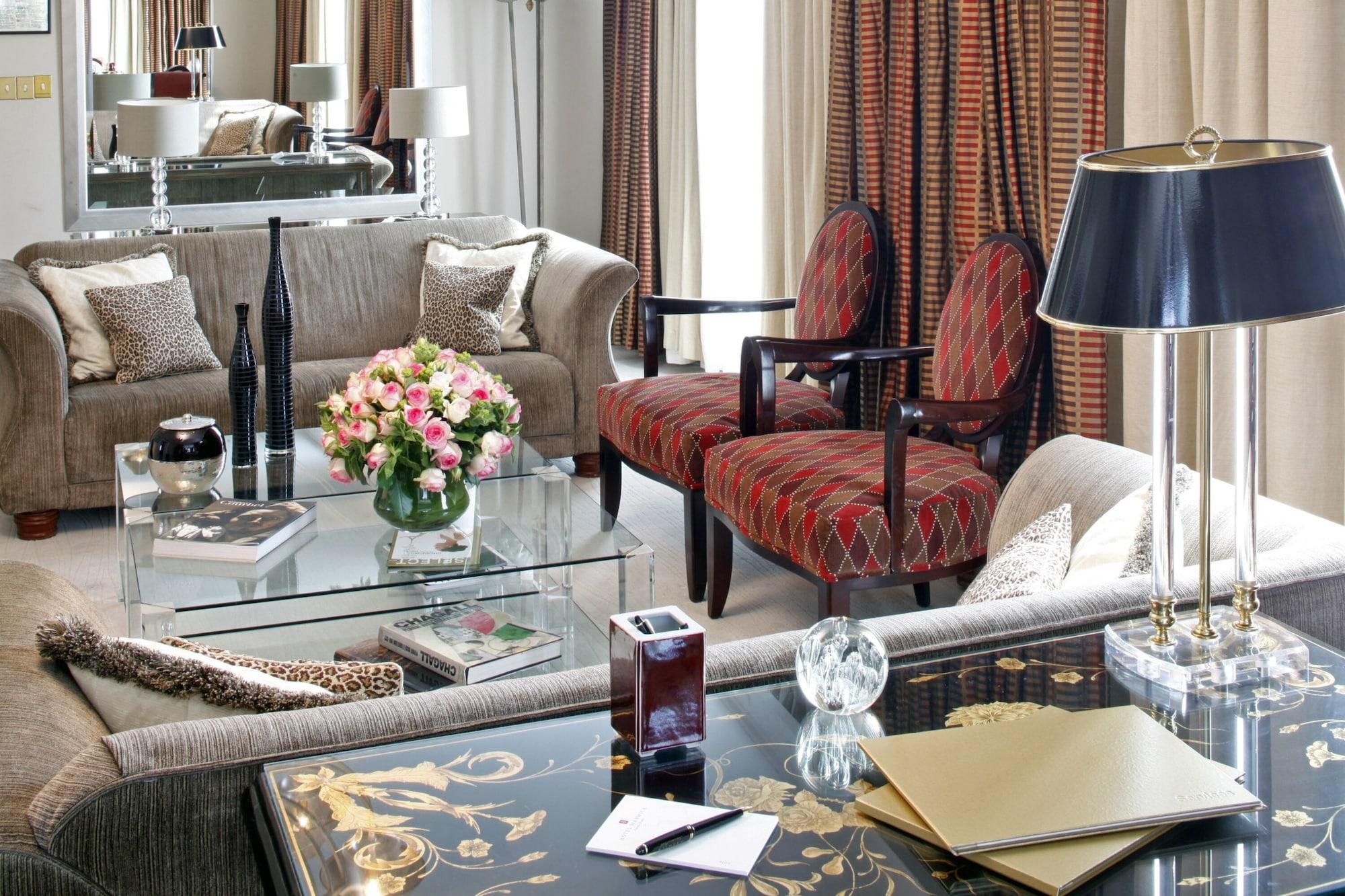 Warwick Champs-elysees Hotel