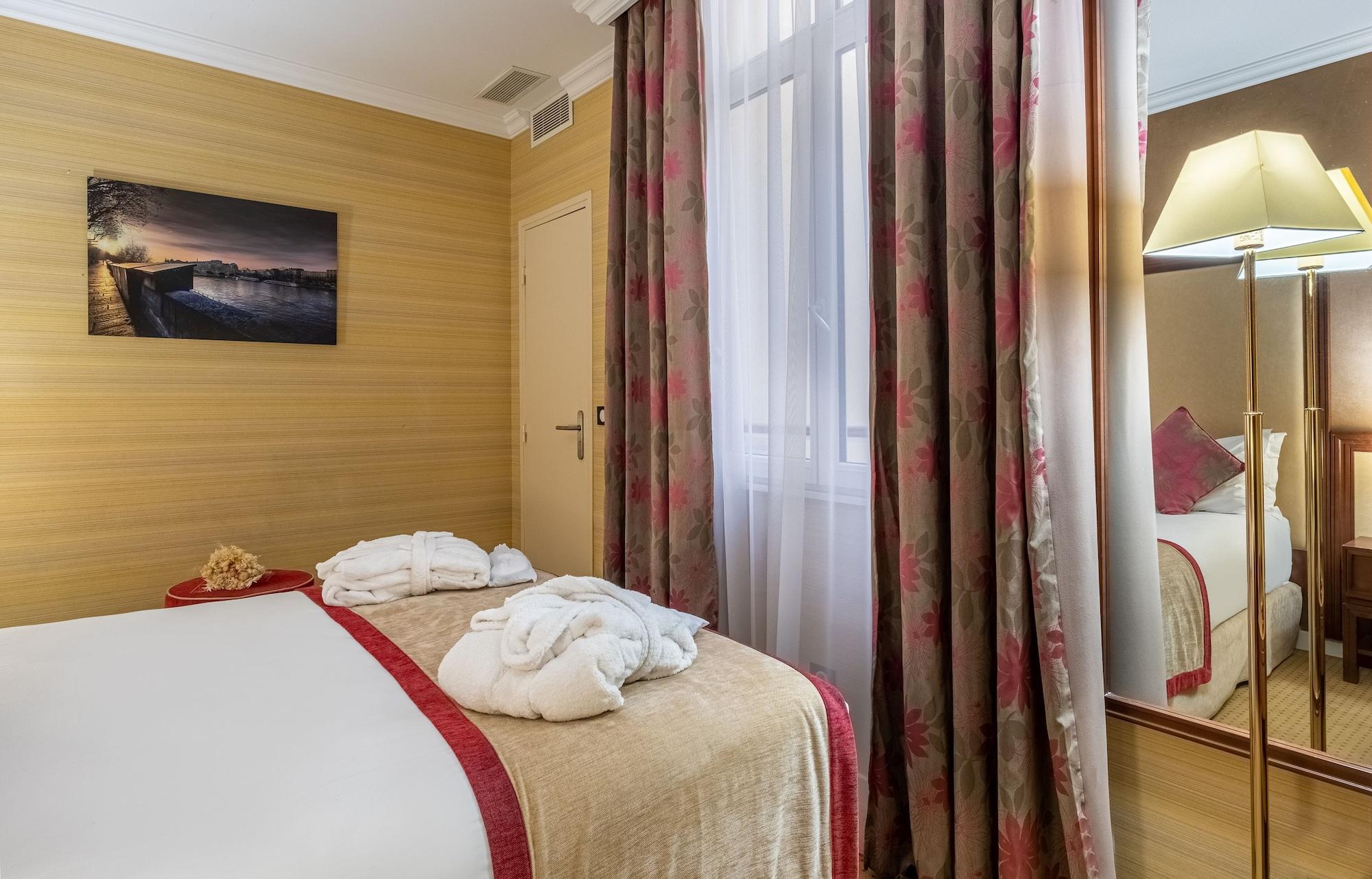 Saint Honore Hotel