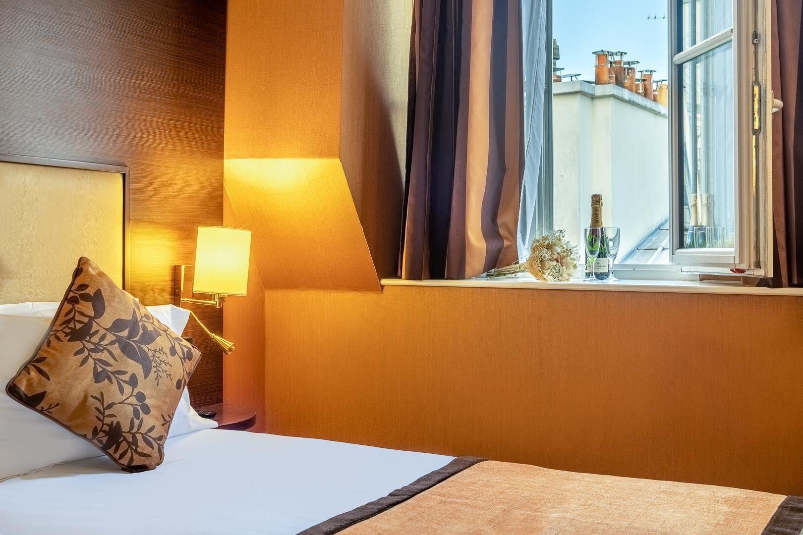 Saint Honore 3* Paris