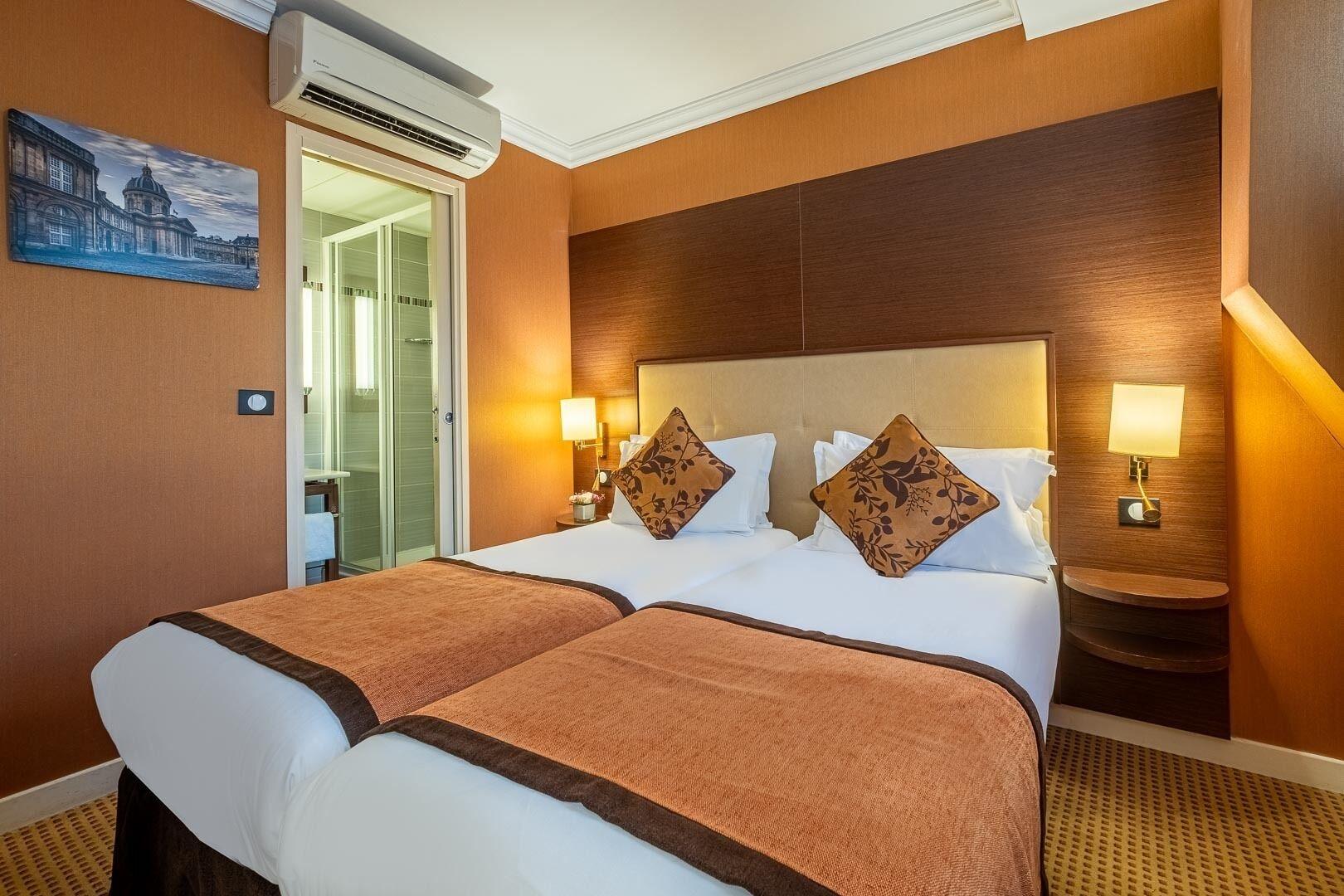 Saint Honore Hotel