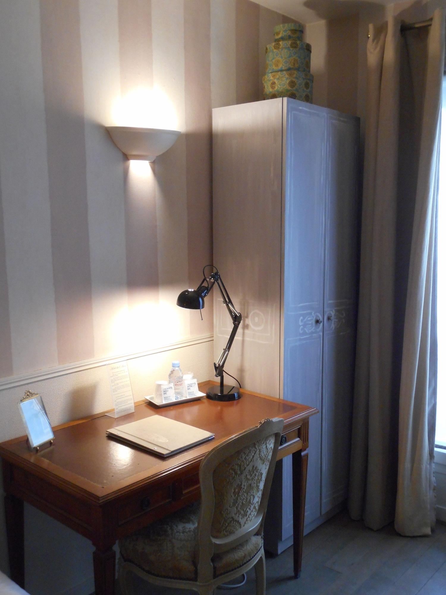 De L'avre Hotel 3*