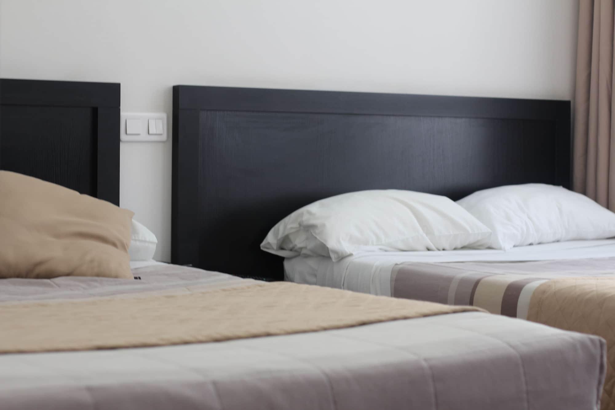 Cosmotel 3* Paris