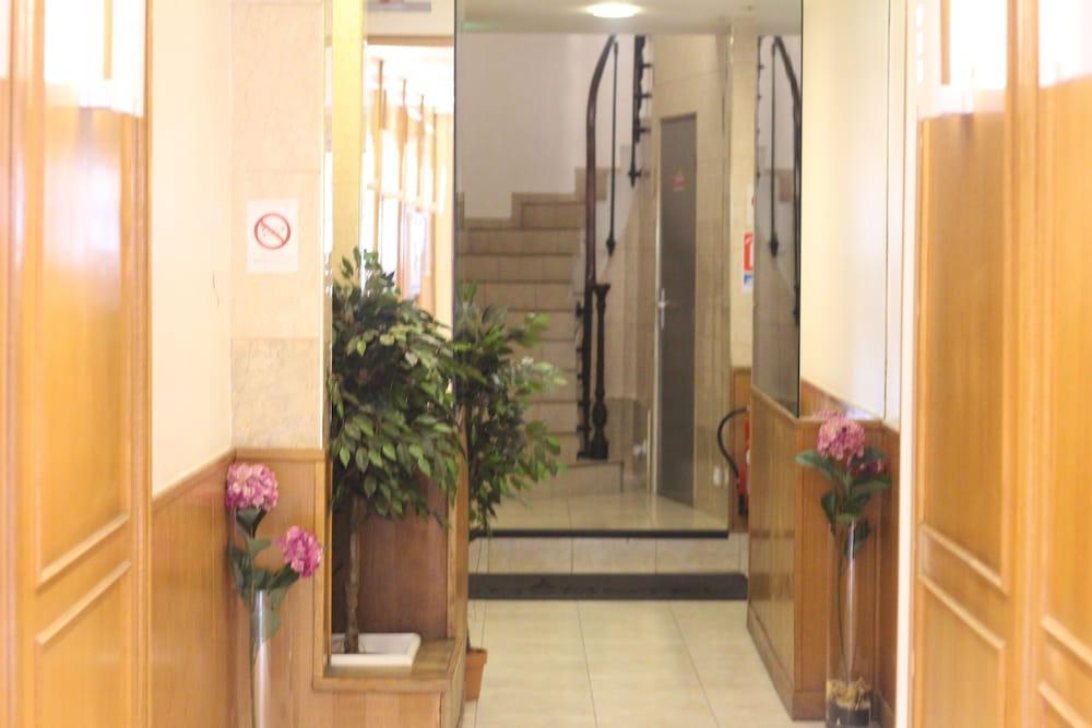 Cosmotel Paris