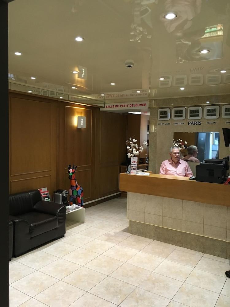 Hotel Cosmotel