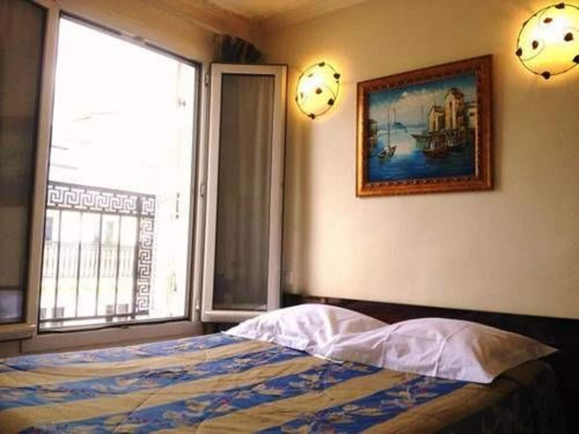 Vintimille Hotel 2*