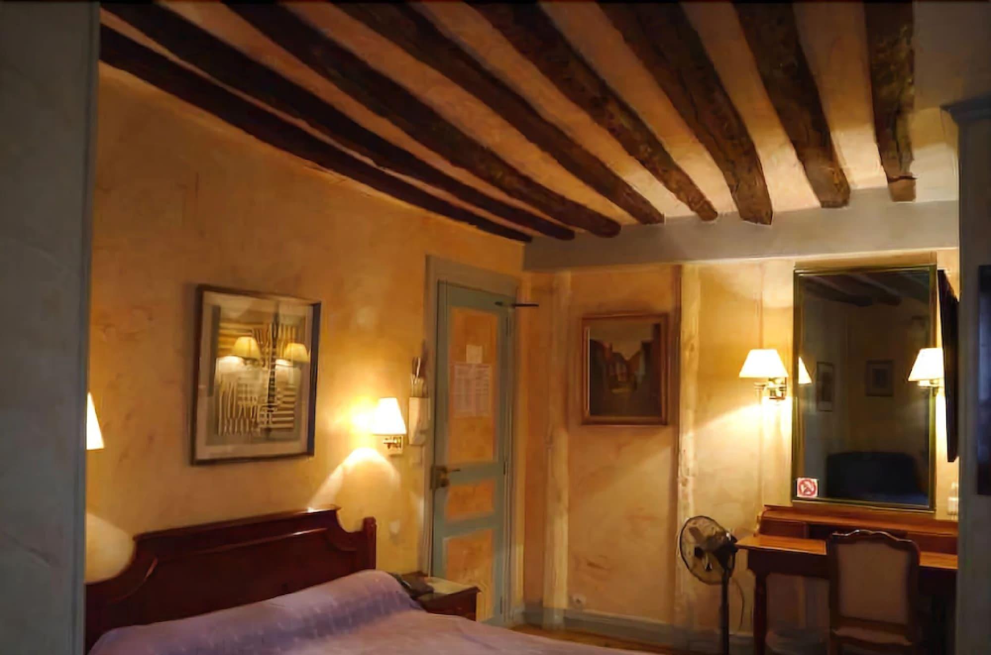 Les Degrés De Notre Dame Hotel