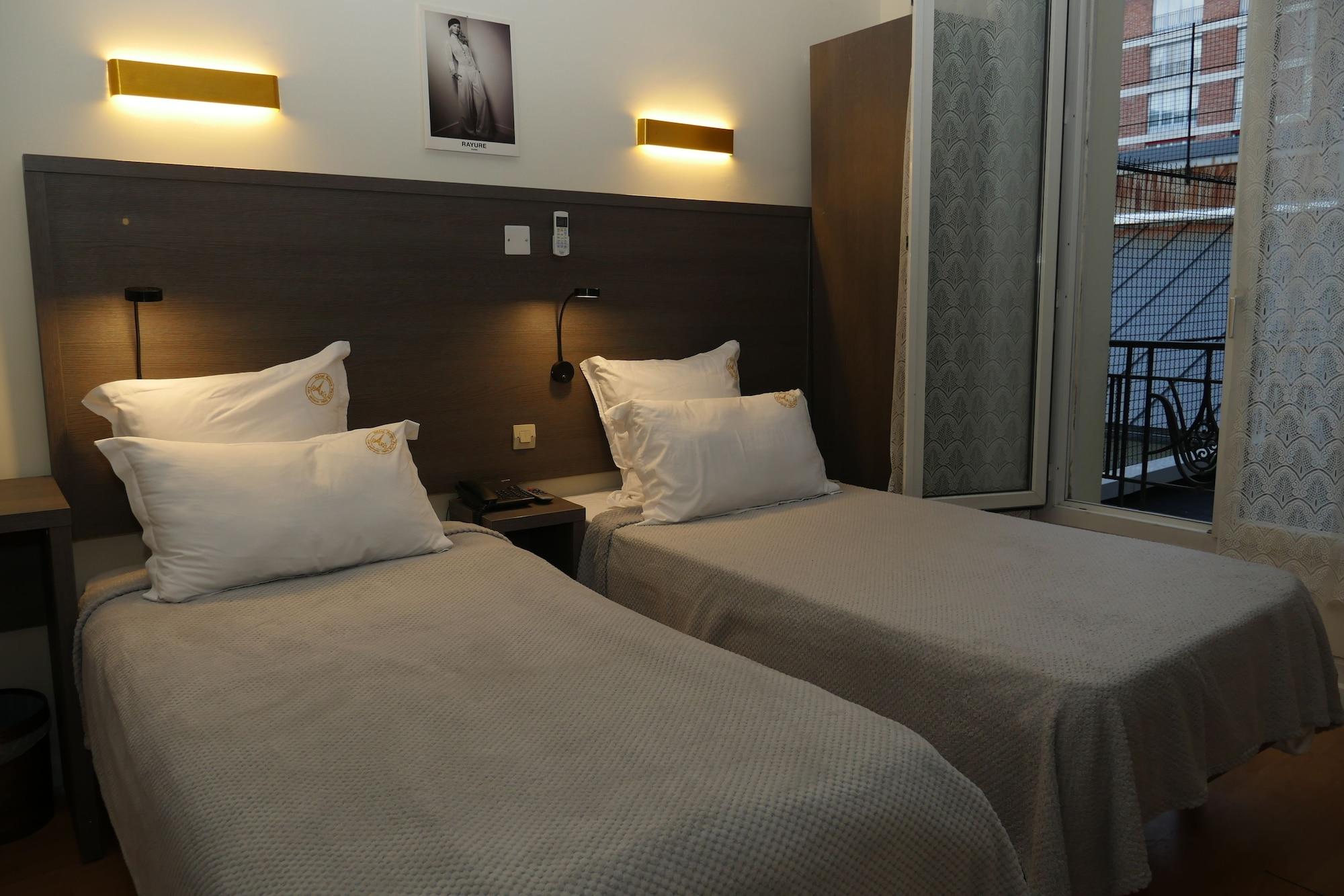 Novex Hotel 2*