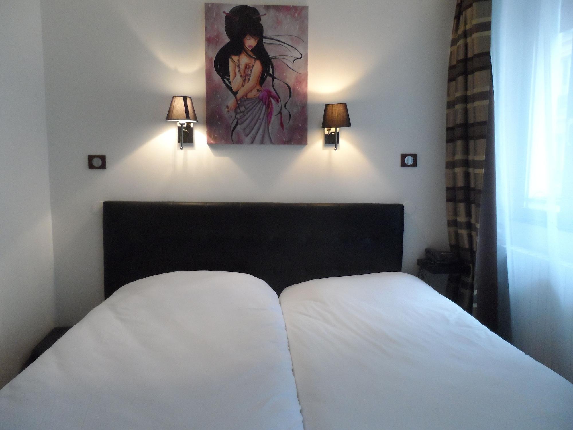 Hotel Prince Monceau Paris