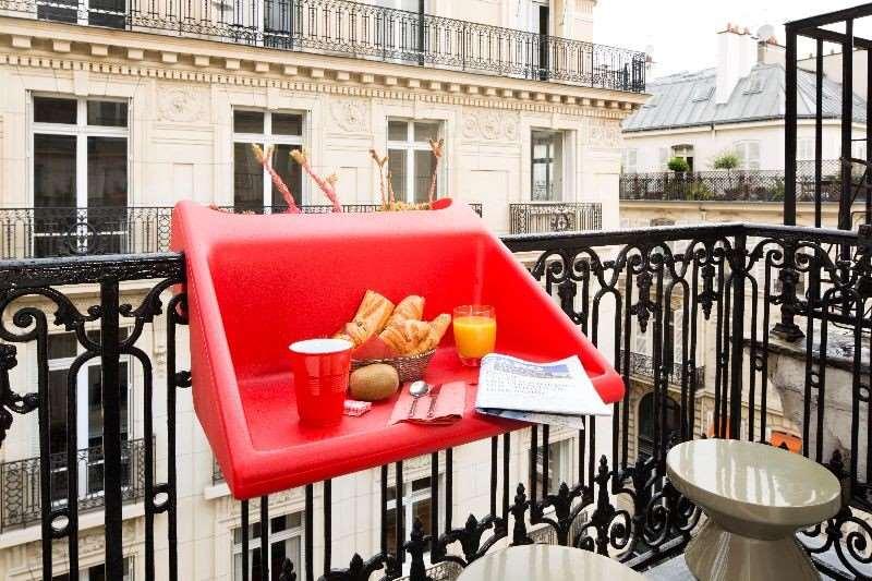 Elysees 8 Paris