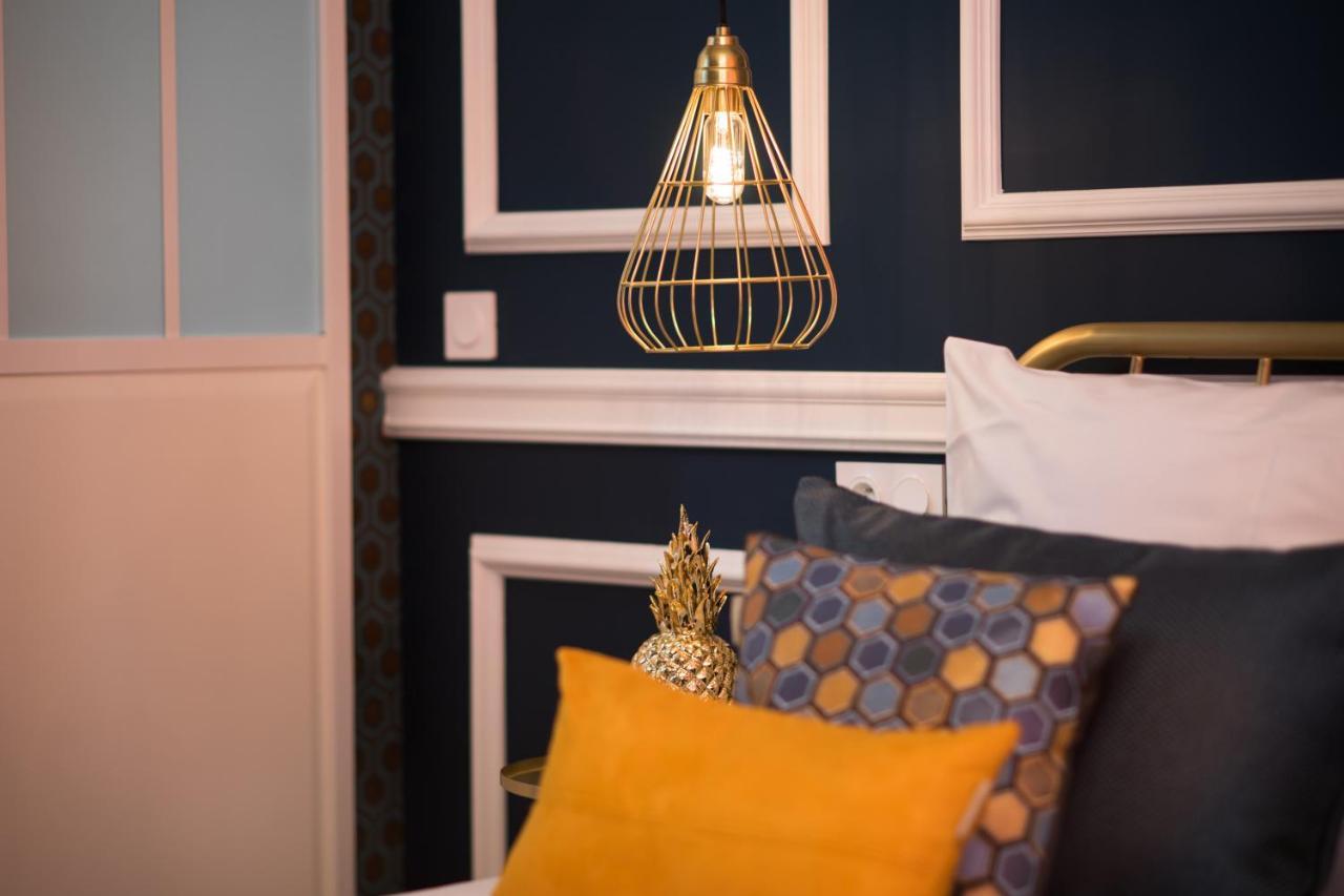 The Blue Elysee Apartment *