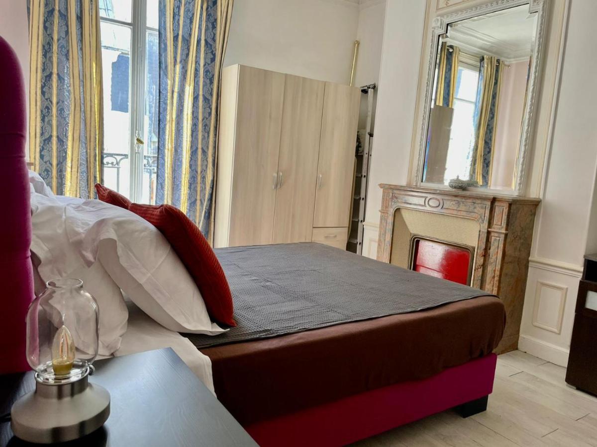 Haussmann Opera Penthouses 130m2 Paris