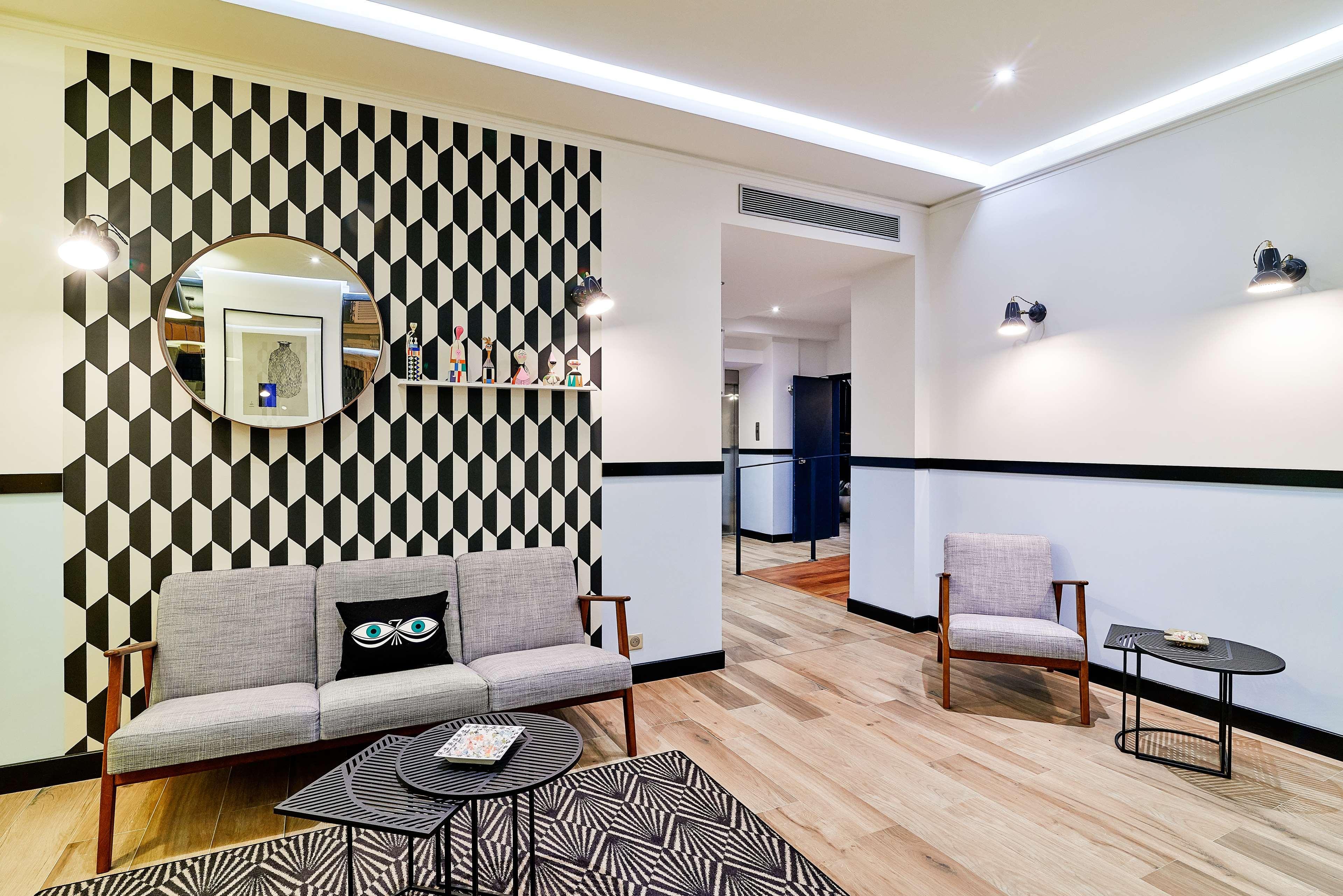 Augustin - Astotel Paris