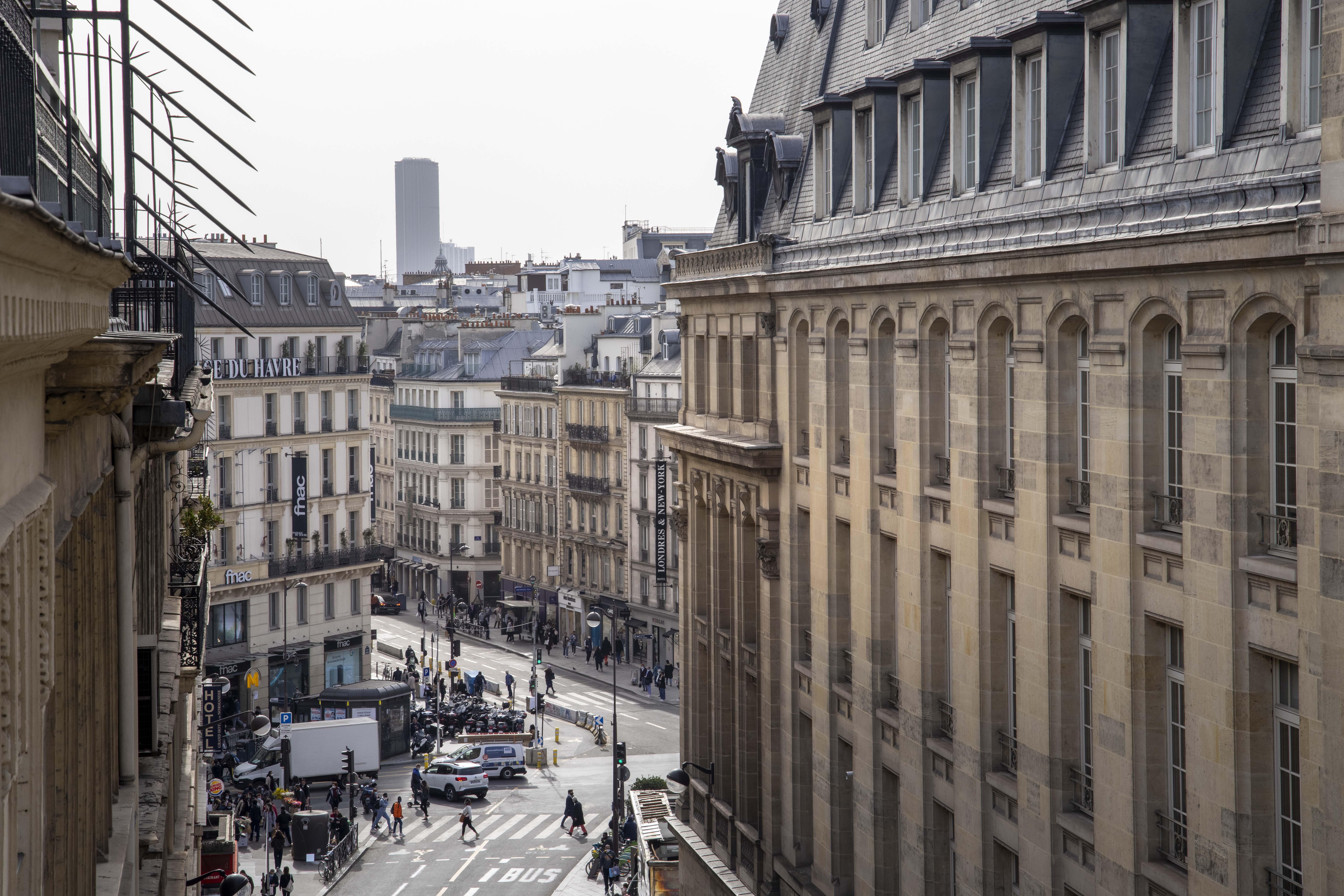 Hotel Philéas Lazare&spa Paris