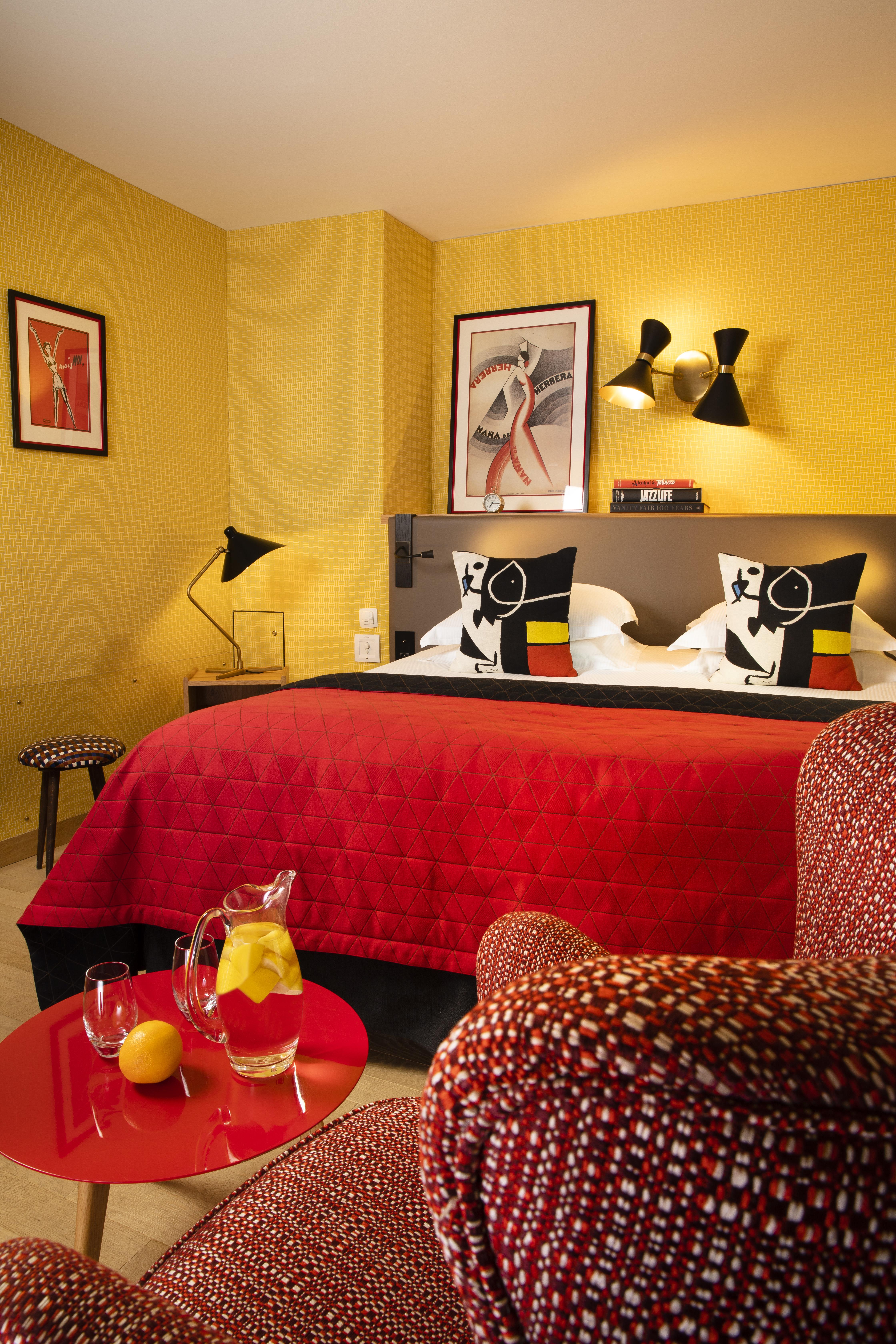 Artus 4* Paris