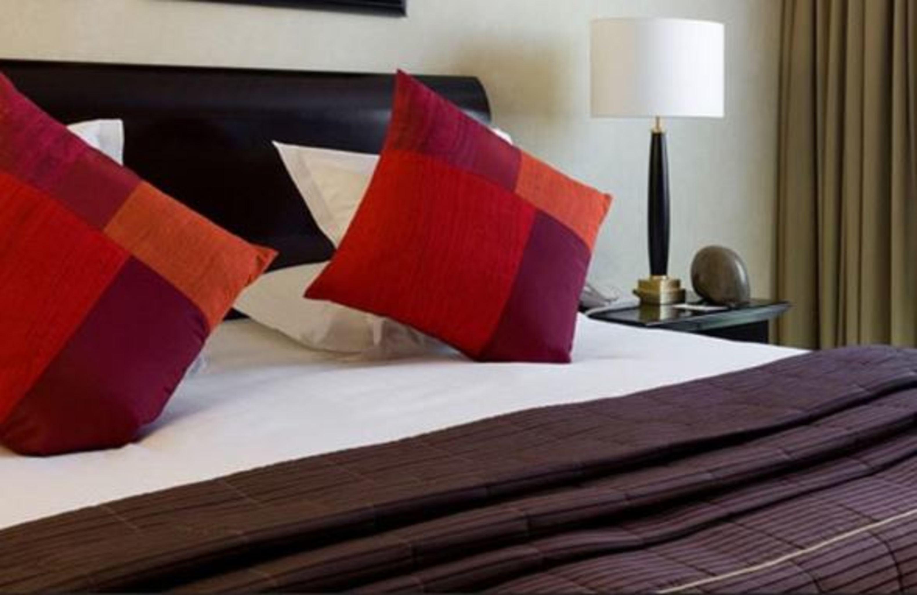 Warwick Champs-elysees 4* Paris