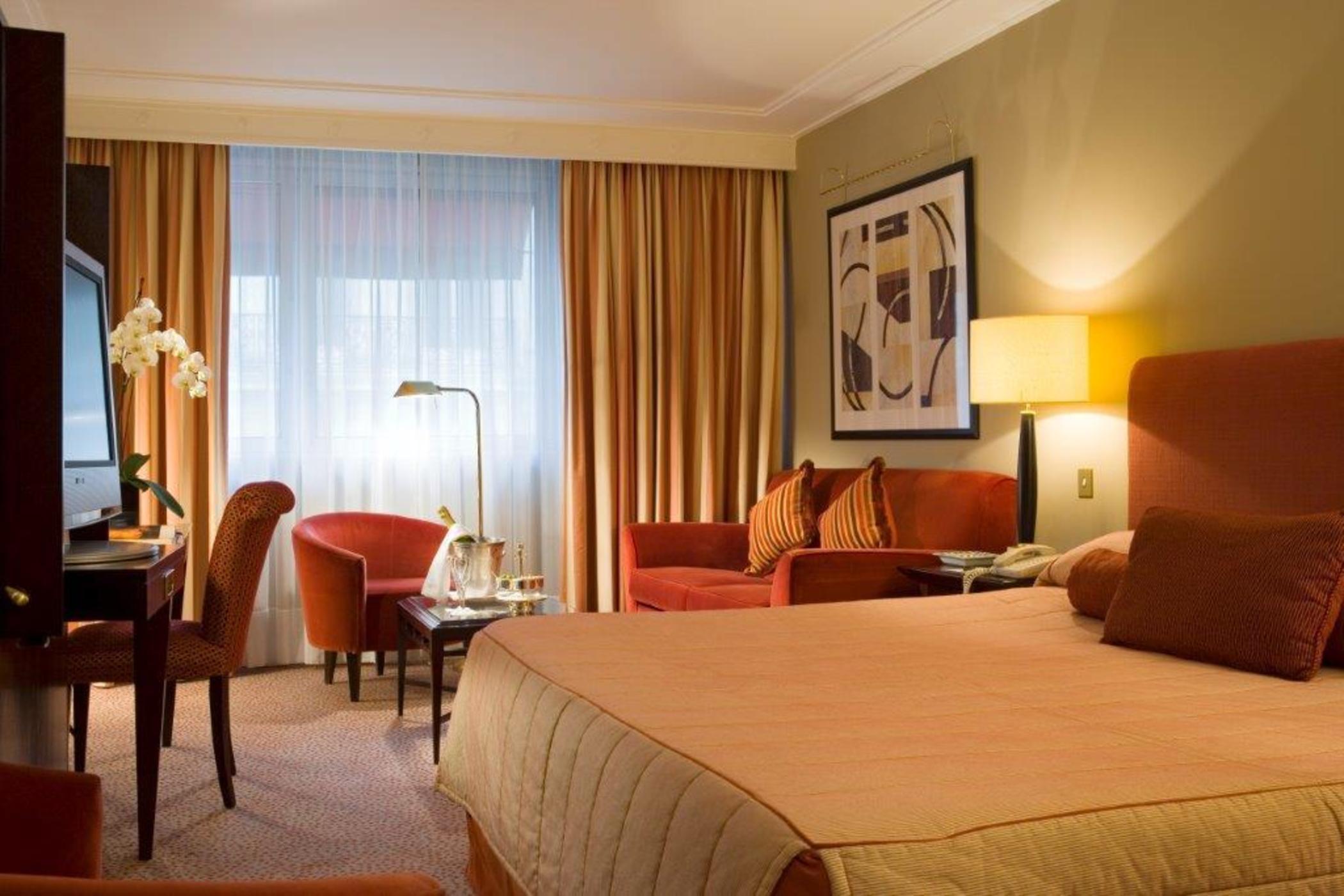 Warwick Champs-elysees Hotel Paris