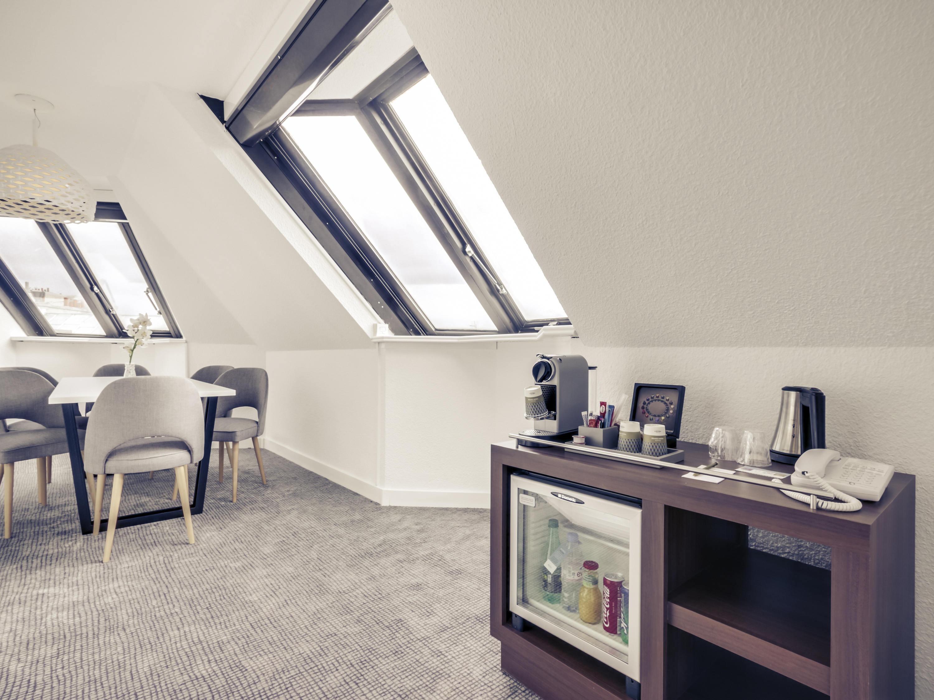 Hotel Mercure Gare Montparnasse 4*