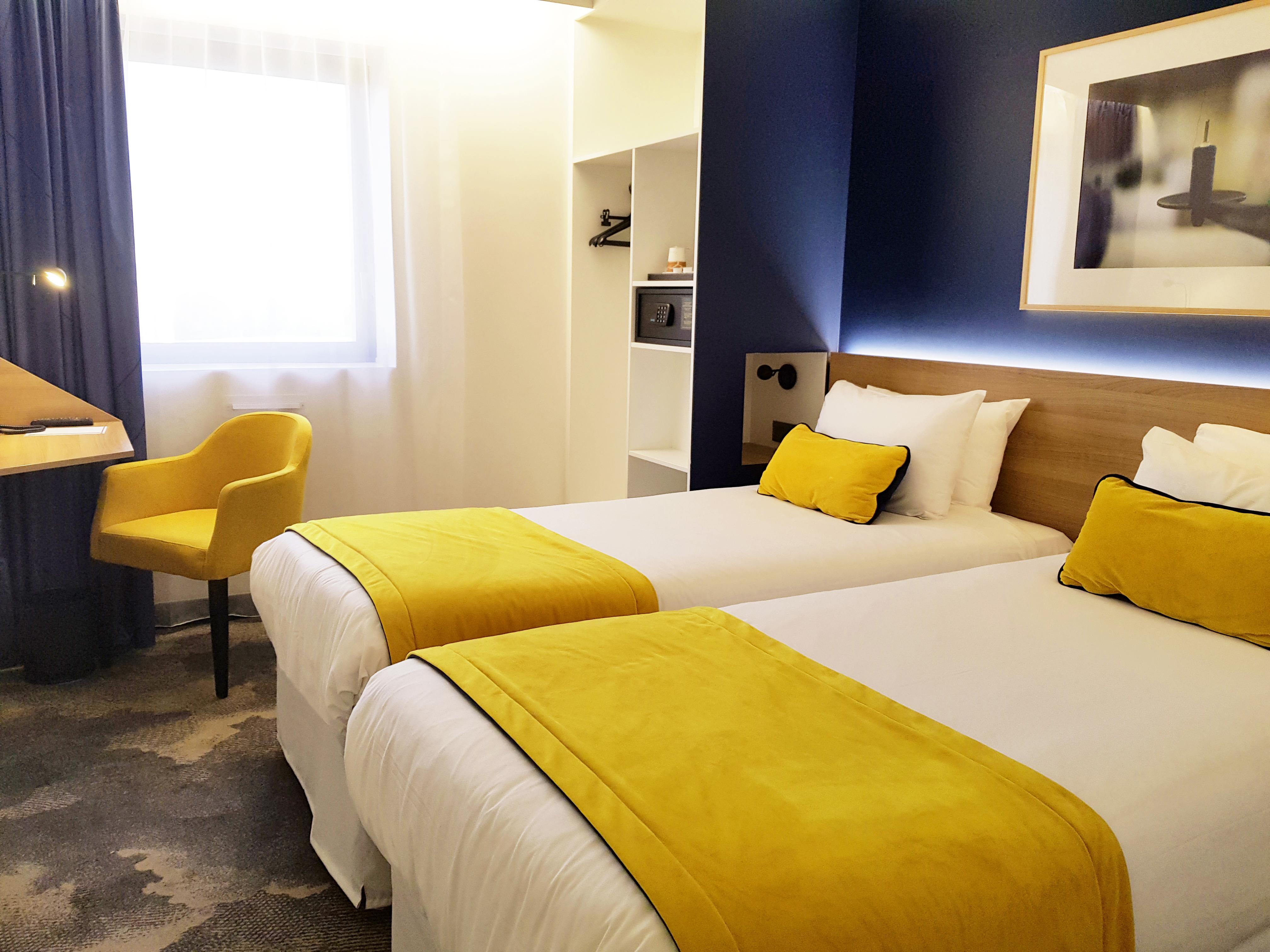 17 Batignolles Hotel Paris