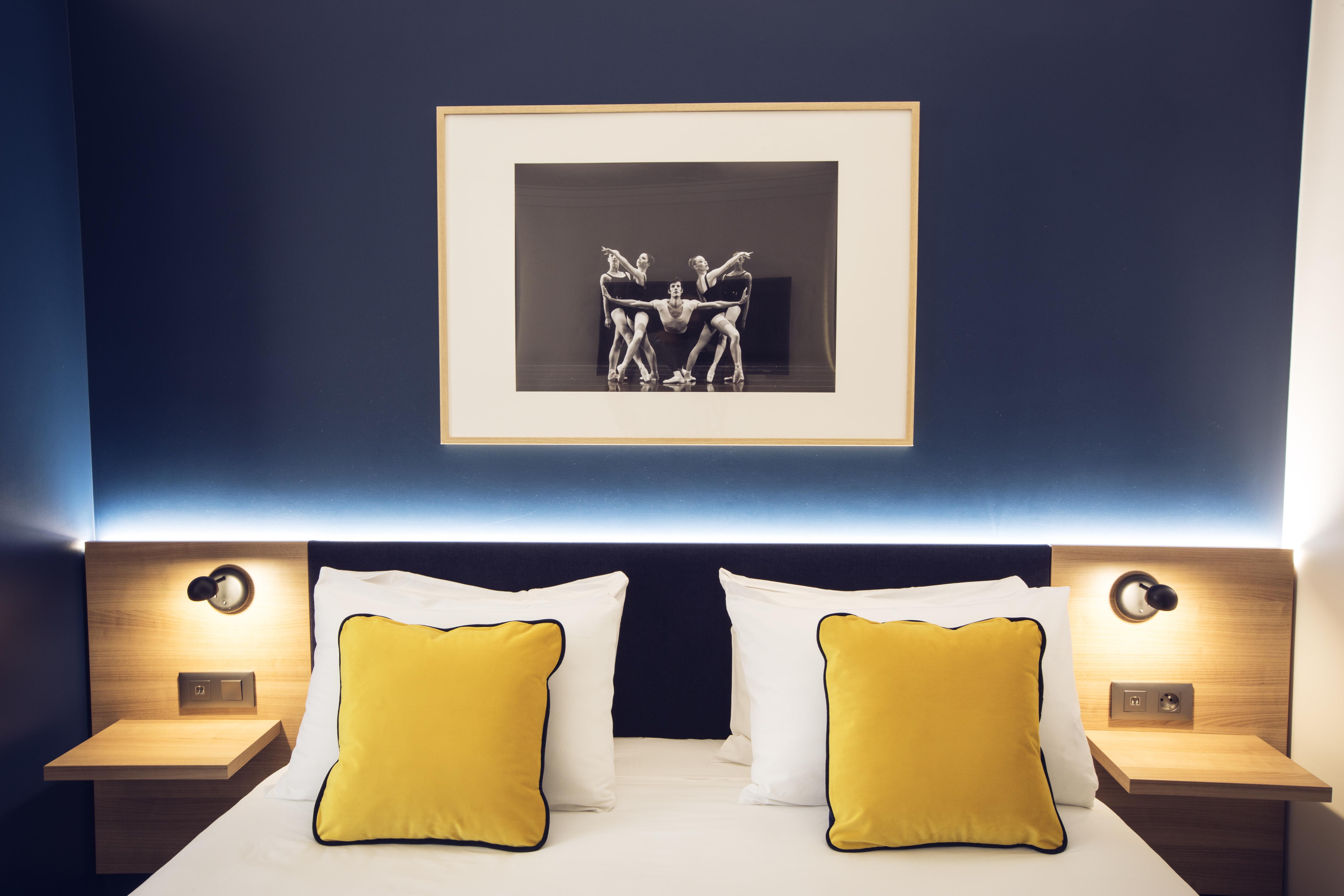17 Batignolles Hotel Paris