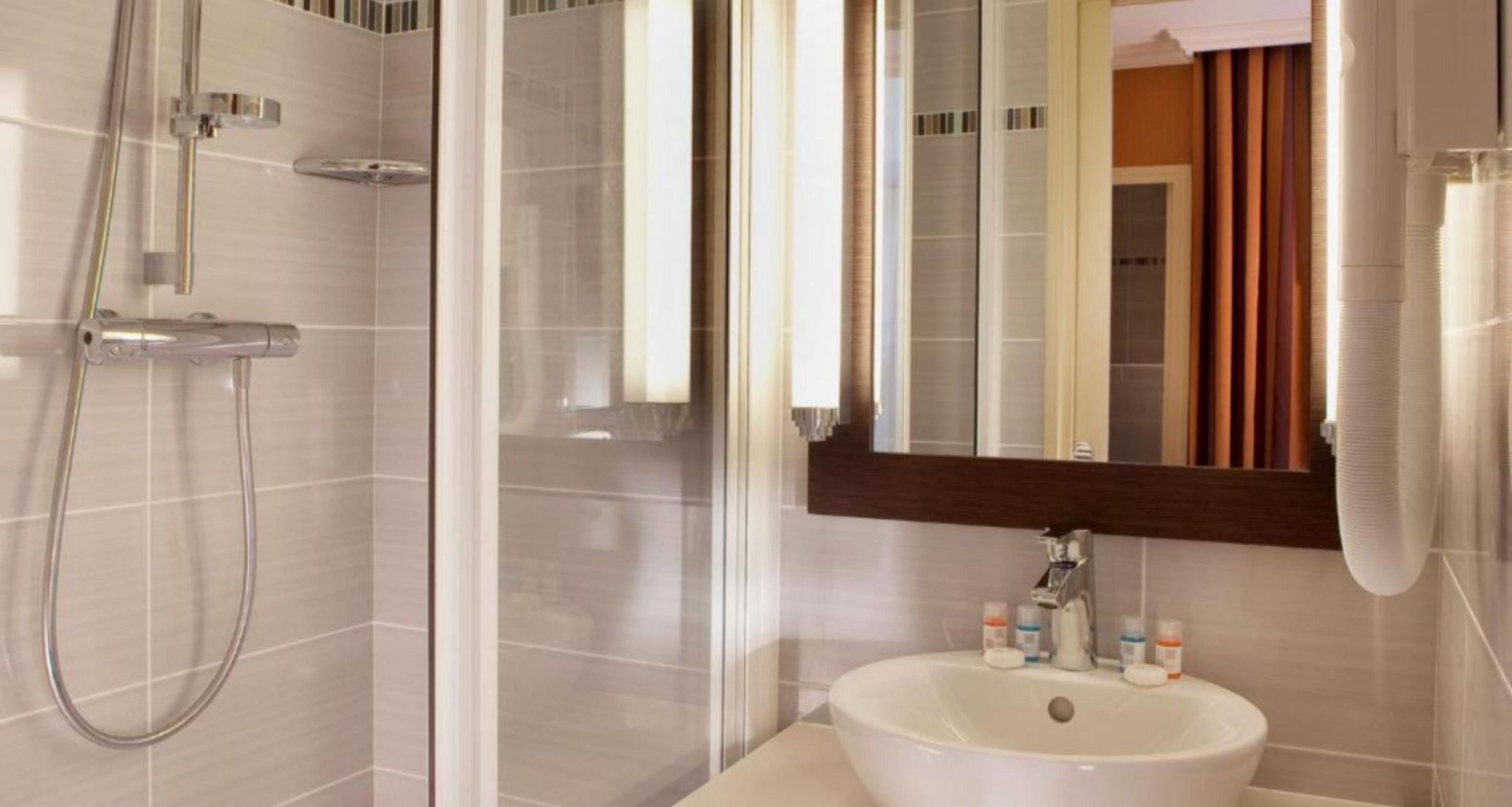 Saint Honore Hotel 3*