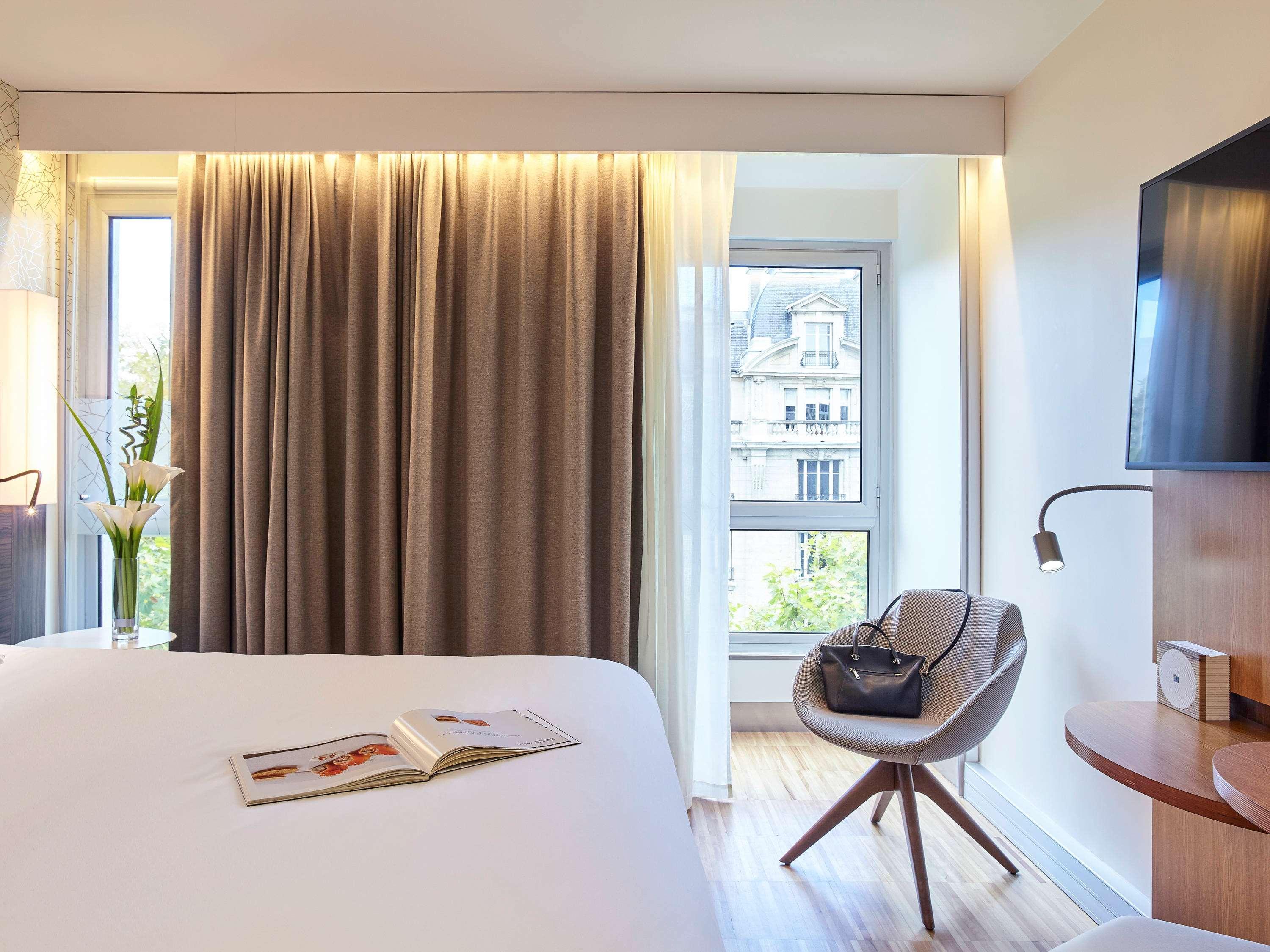 Mercure Arc De Triomphe Etoile 4*