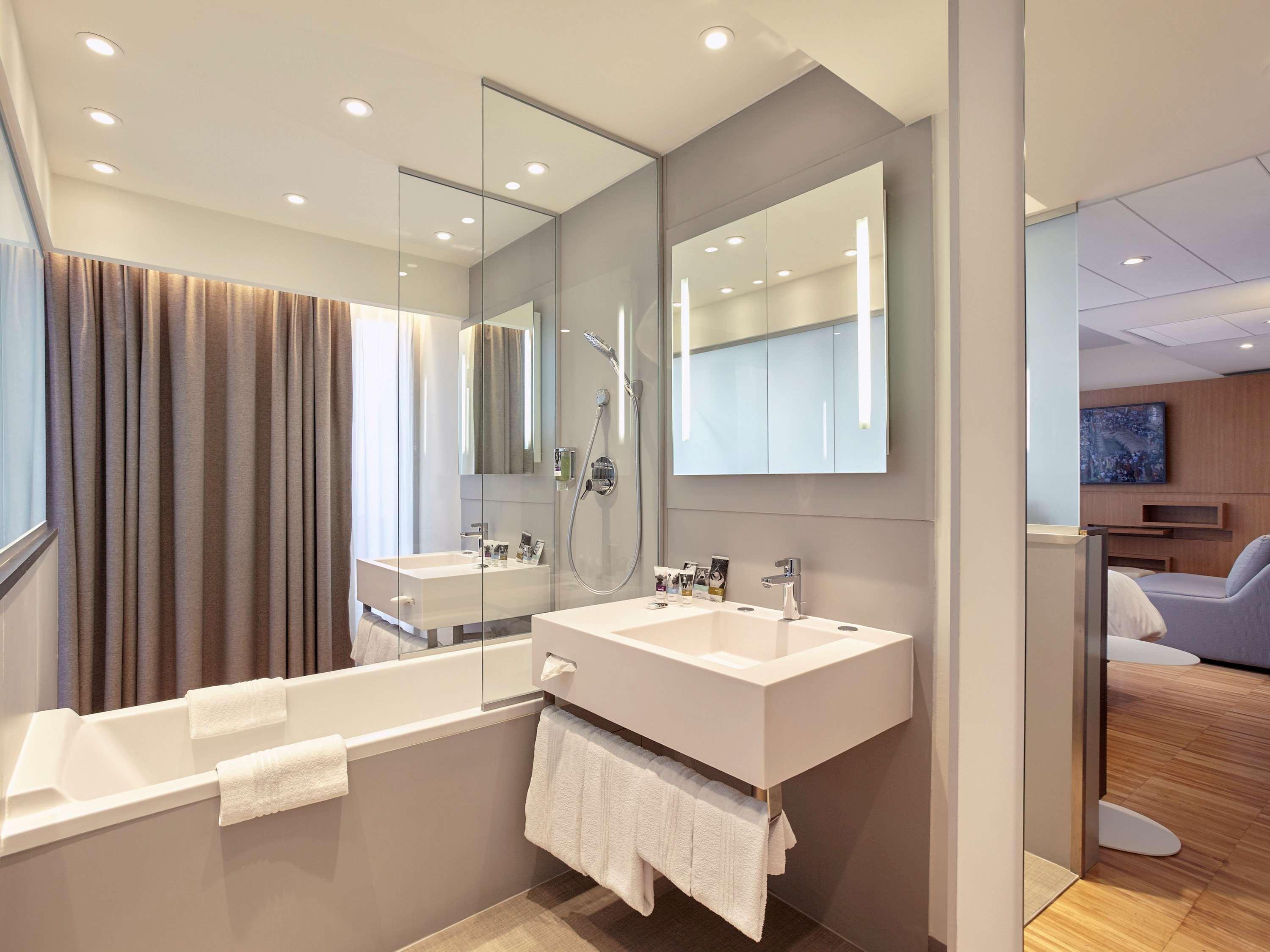 Mercure Arc De Triomphe Etoile 4*