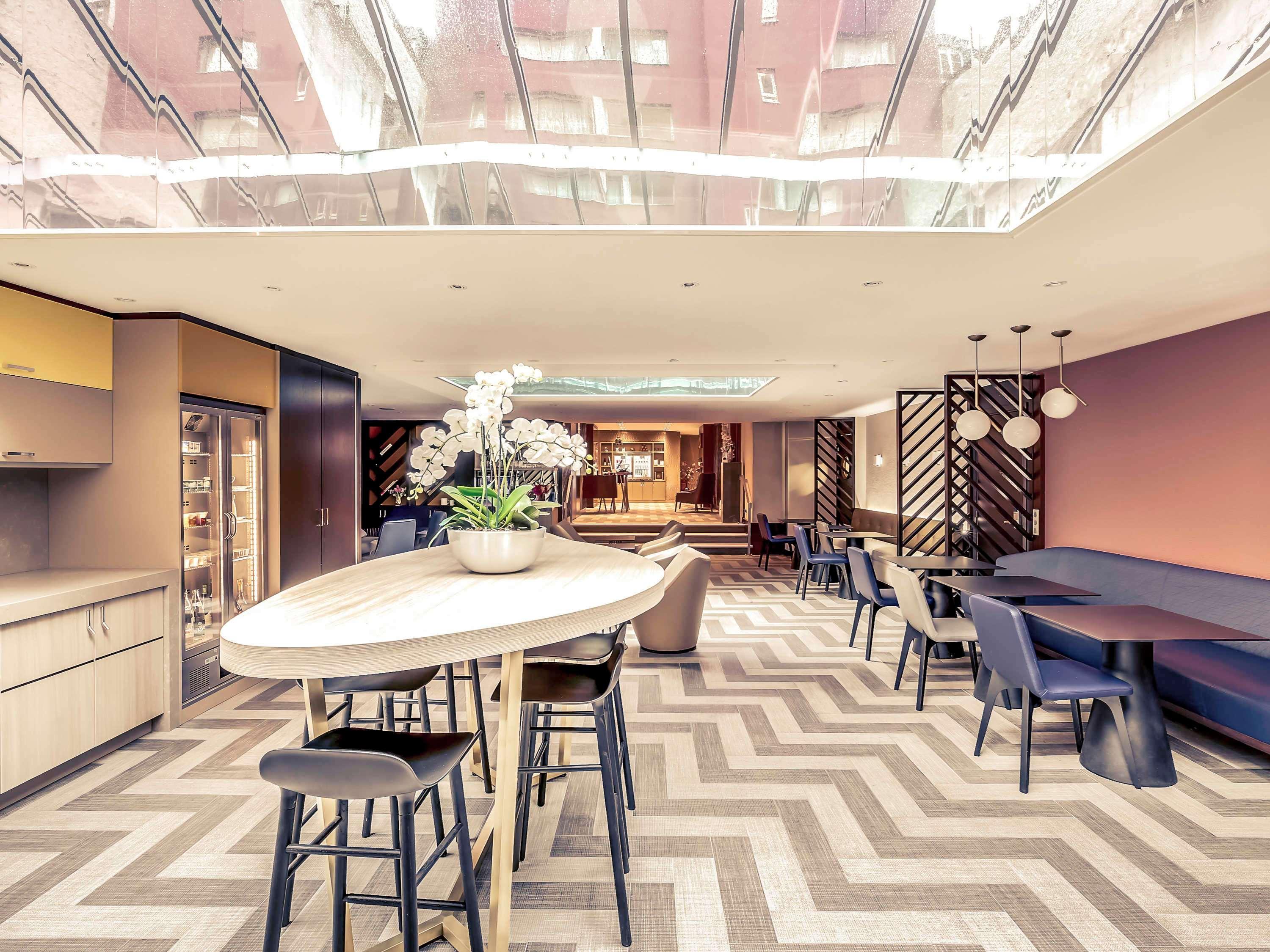 Mercure Arc De Triomphe Etoile Hotel Paris