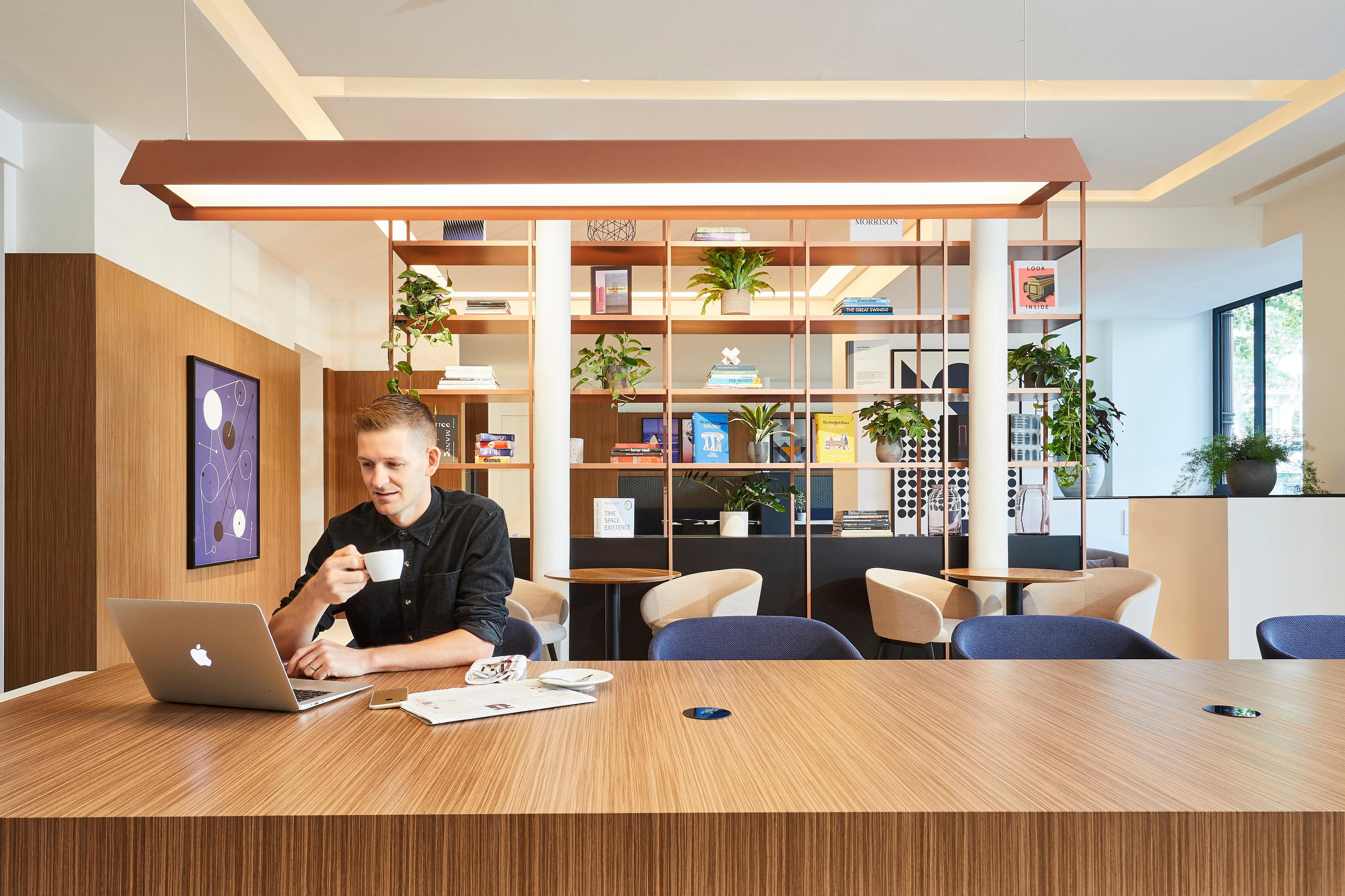 Hotel Crowne Plaza République, An Ihg Paris
