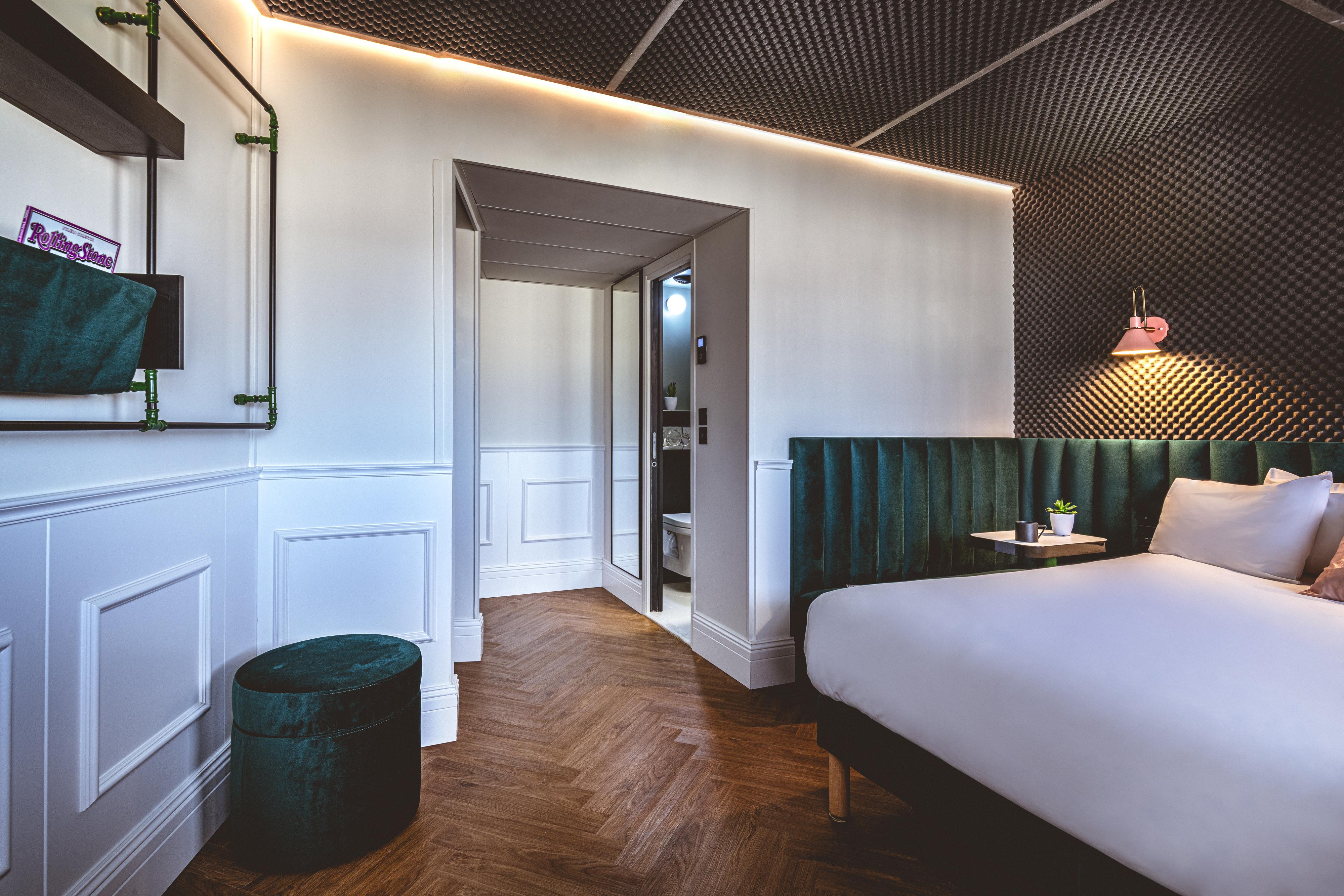 The Remix 4* Paris