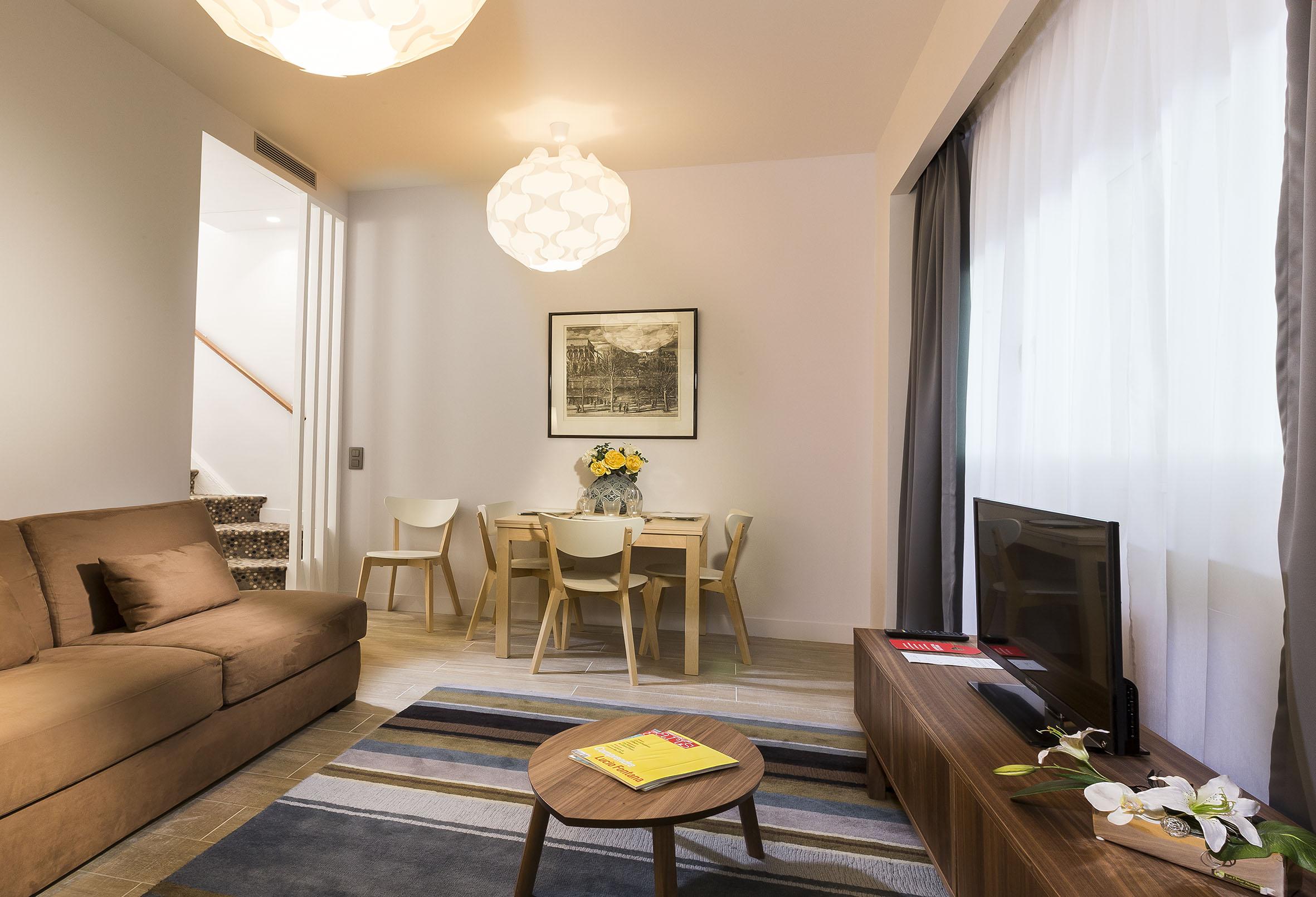 Léna Hotel 3*