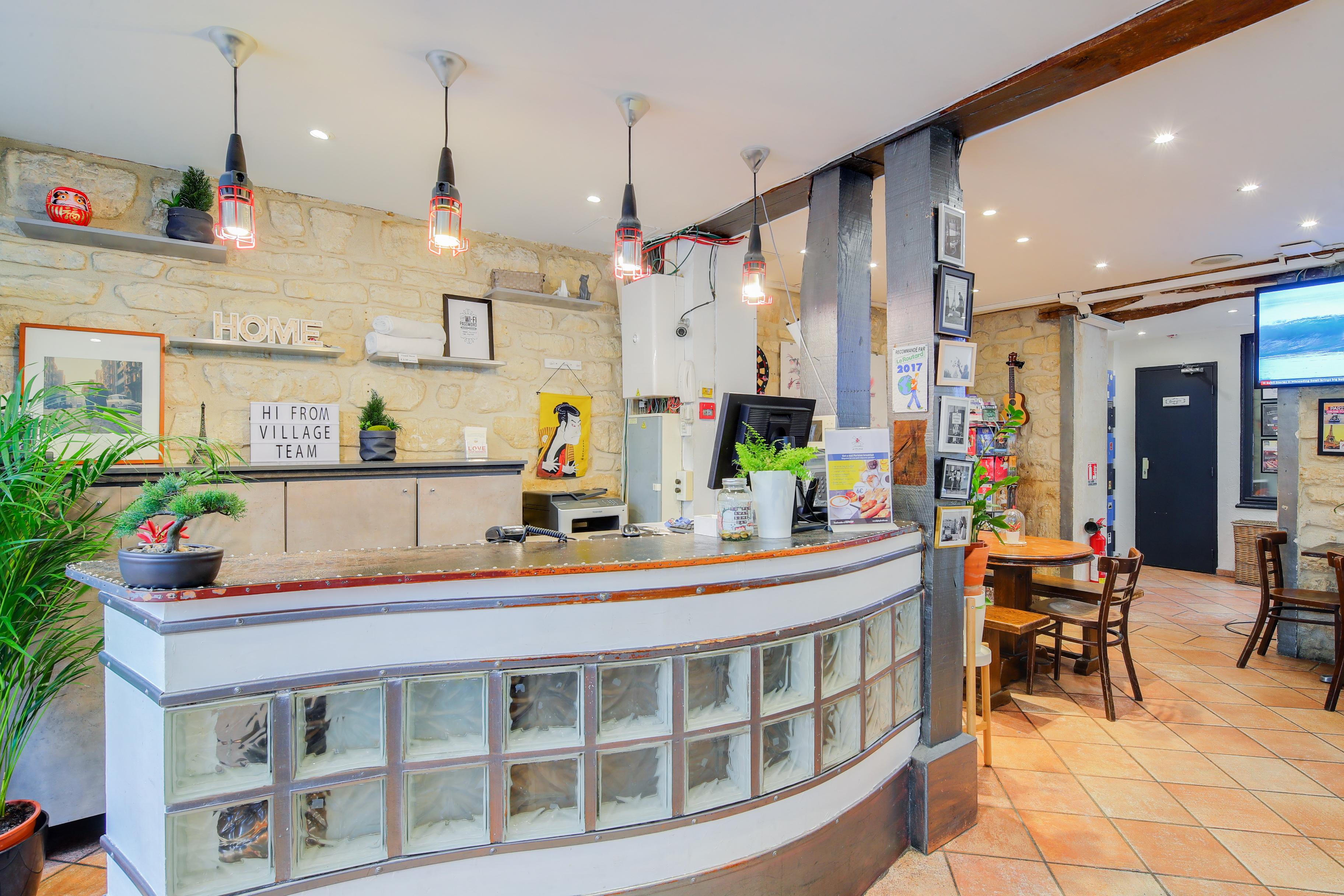 Hostel Le Village Montmartre By Hiphophostels