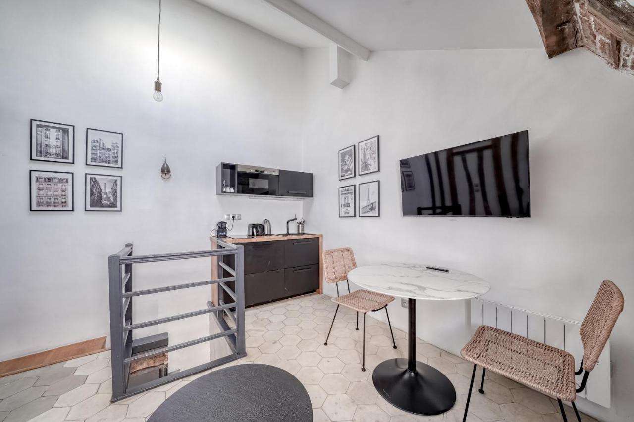 Amazing Historical Parisien Loft Next To Louvre Area ! * Paris