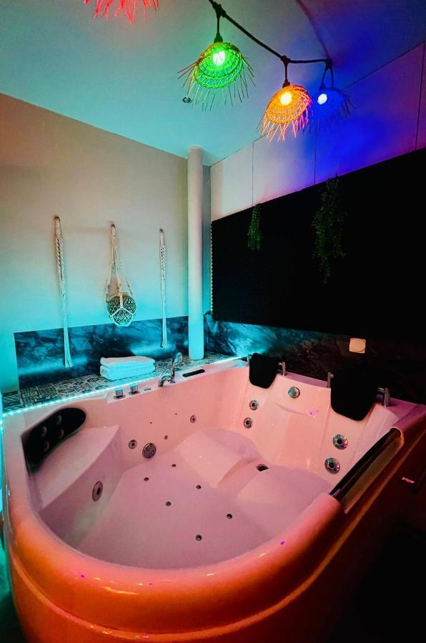 Jacuzzi Aparthotel Paris
